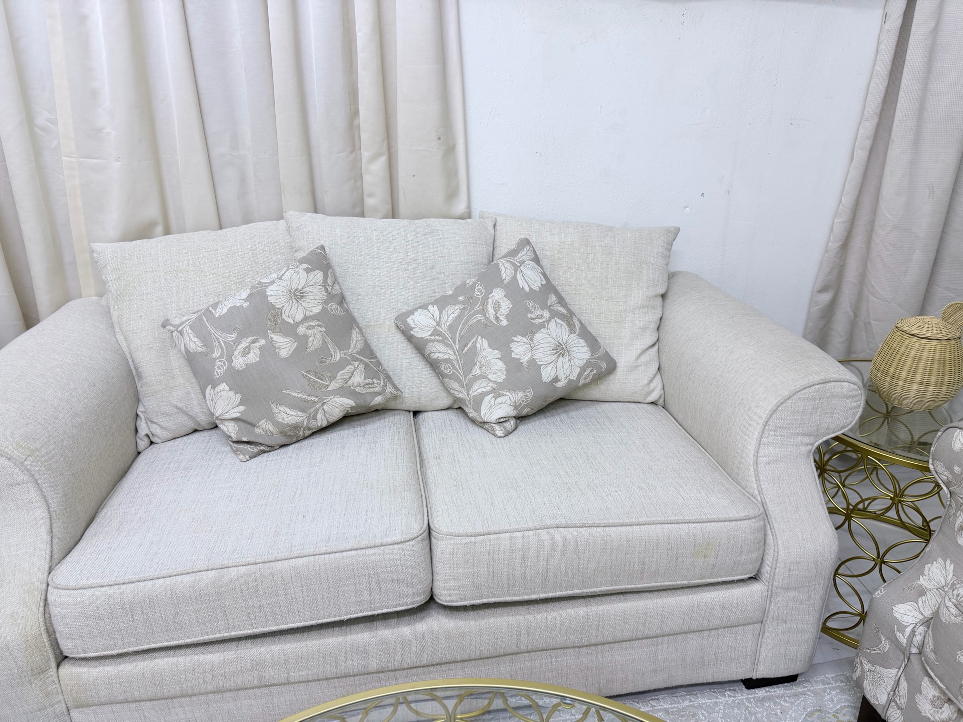 Sofs set for sale brand home centre  - Image 6