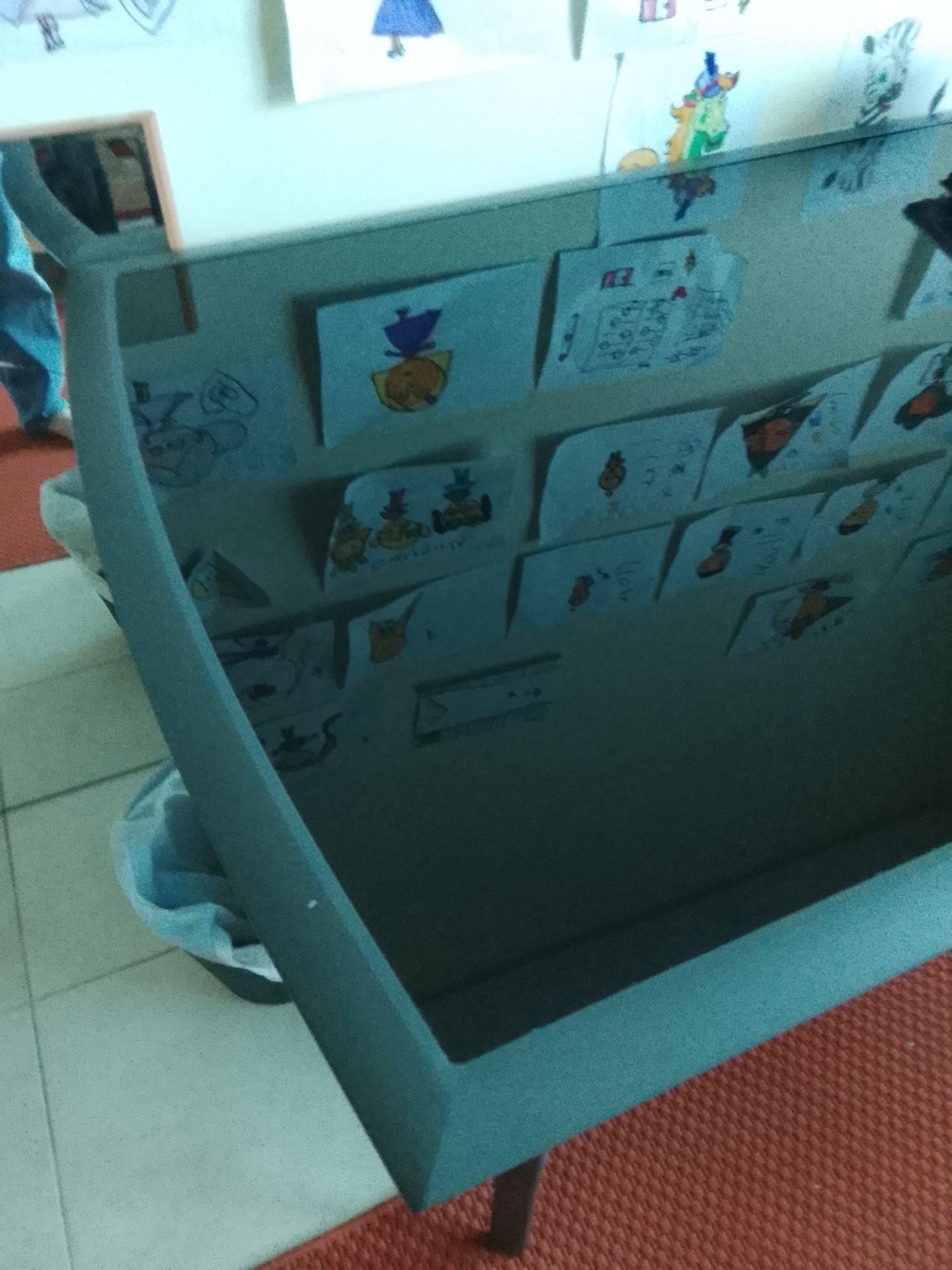 Glass table - Image 2