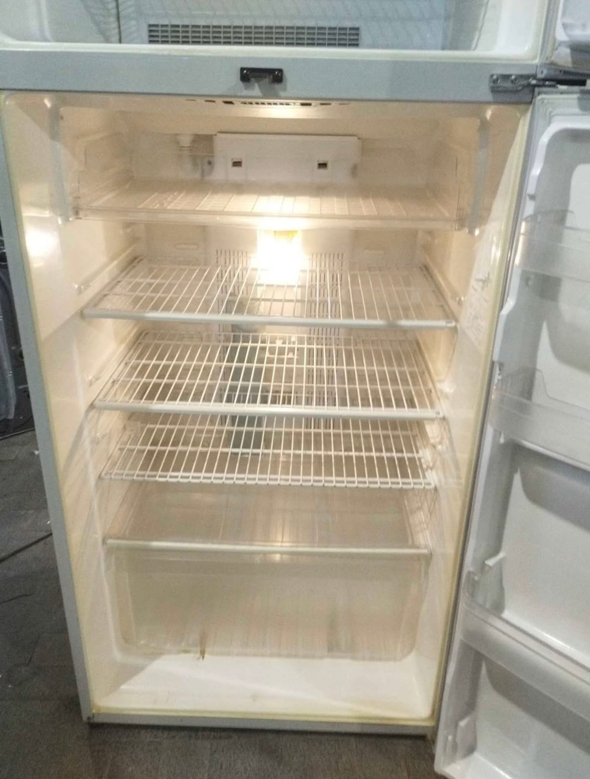 Samsung Fridge for Sale - Image 2