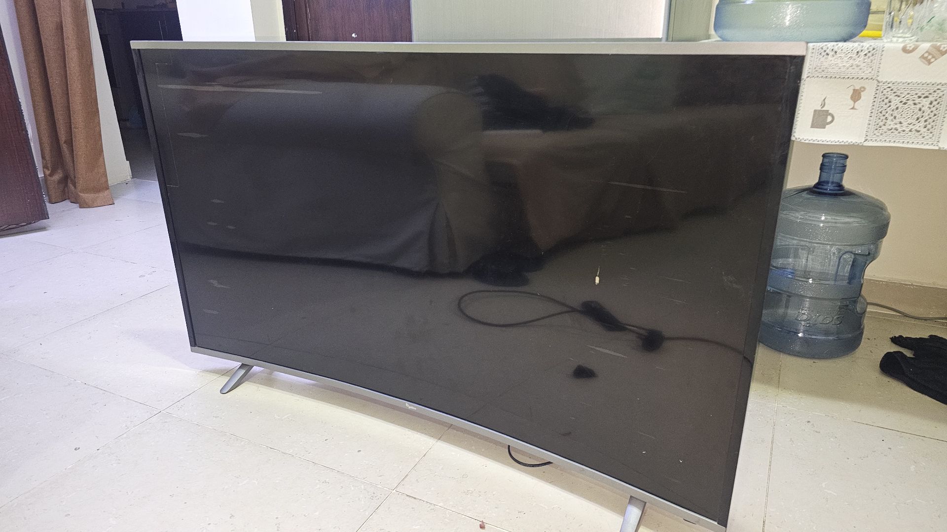 LED curve TV(Display is faulty) - Image 2