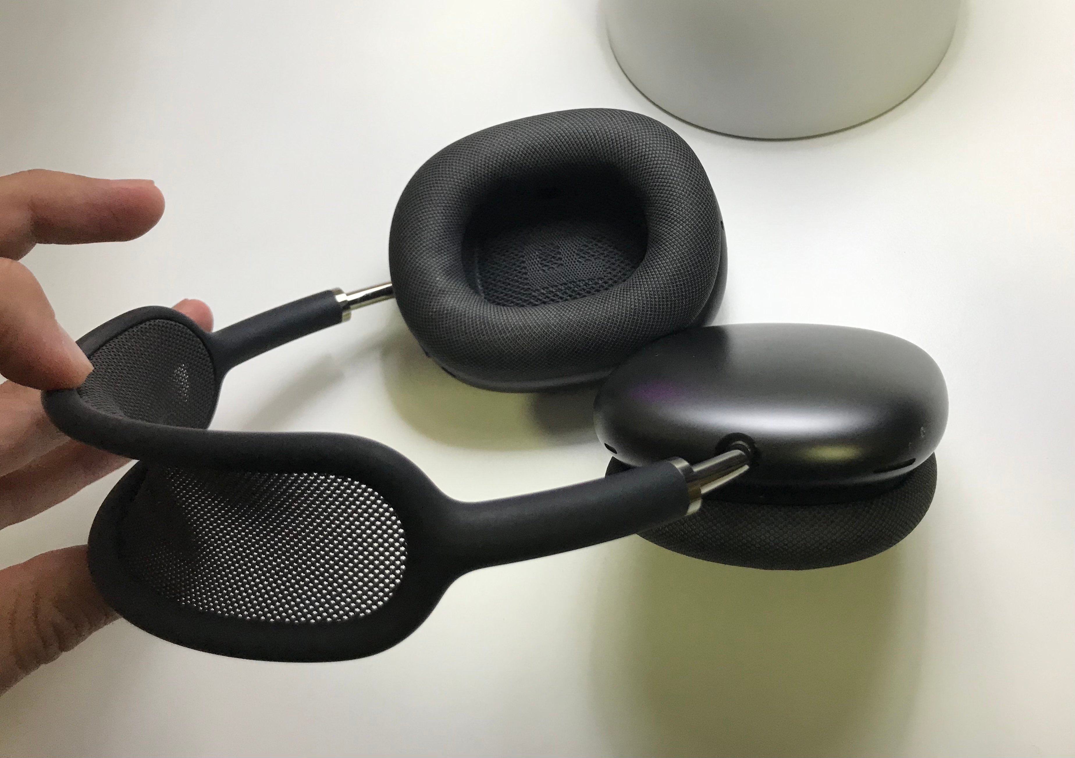 Apple AirPods Max Wireless Headphones  - Image 6