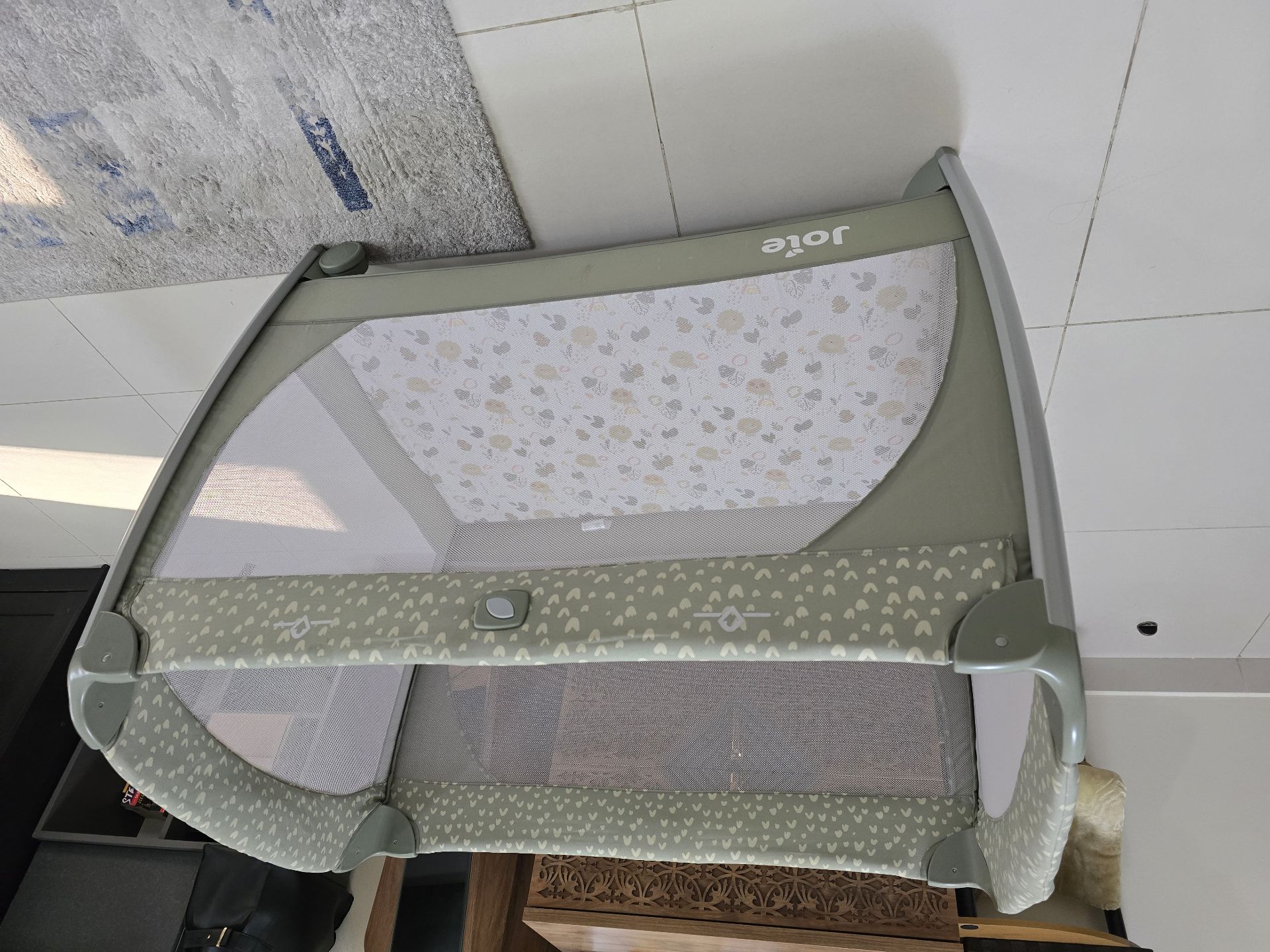 Joie travel cot + Changing unit + bouncer - Image 2