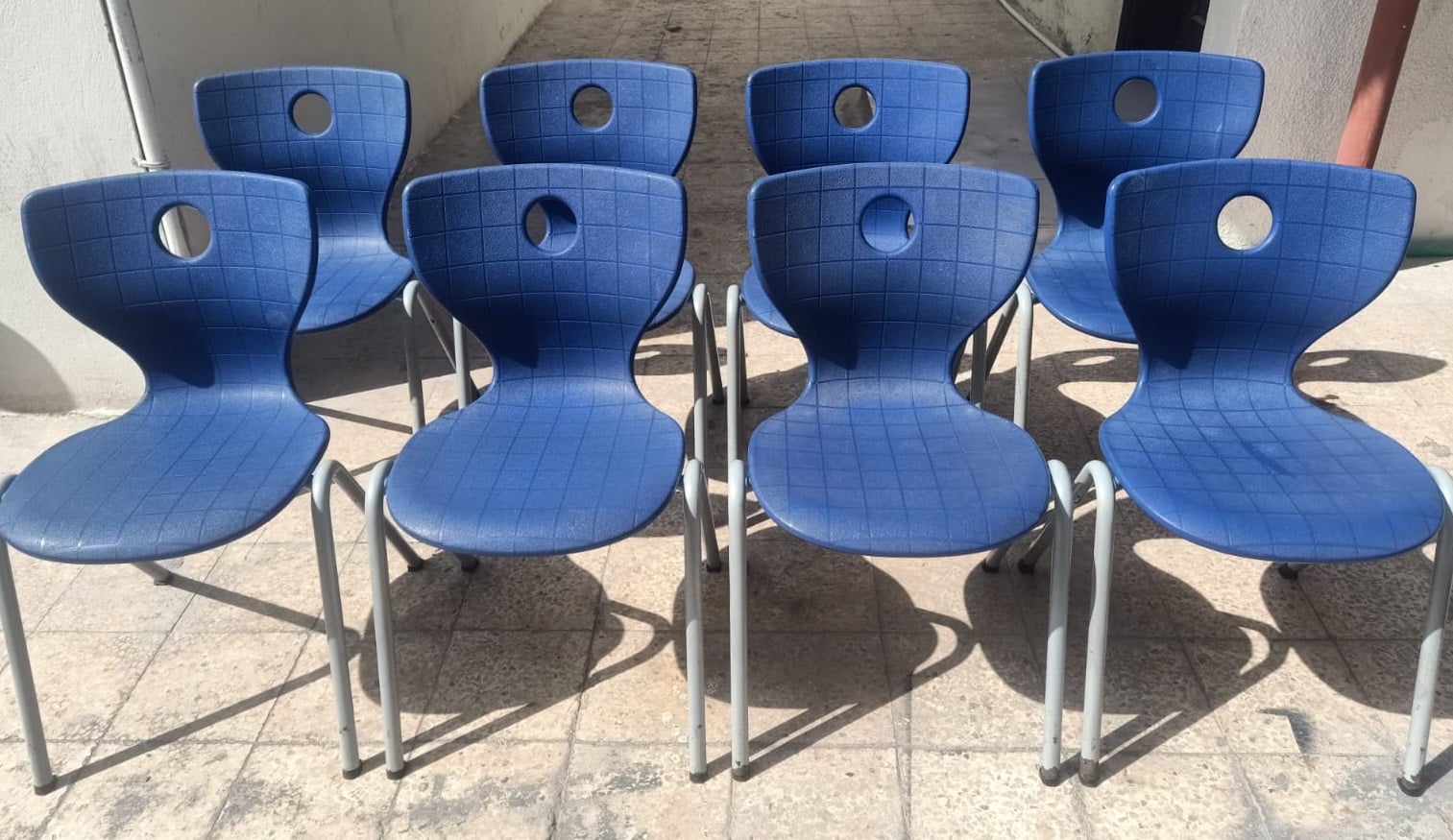Chair for sale in good condition - Image 6
