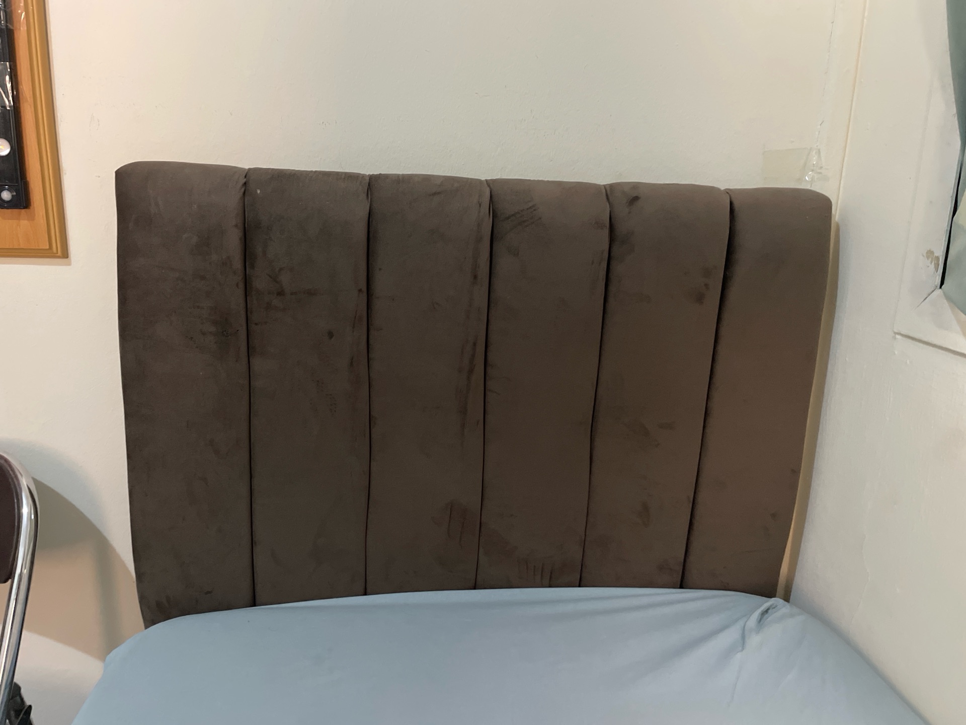 Bed with mattress. - Image 4