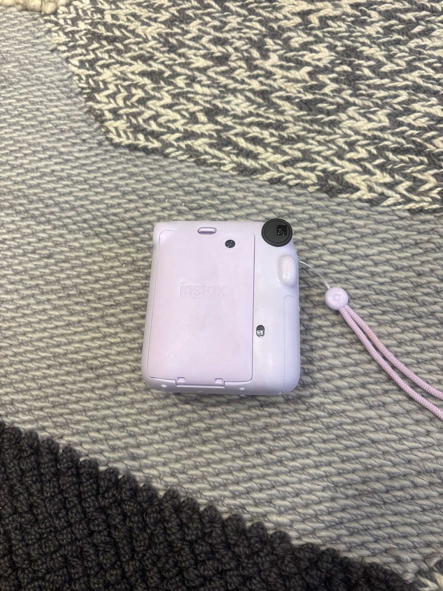 Fujifilm Instax mini 12 - purple  - Image 3