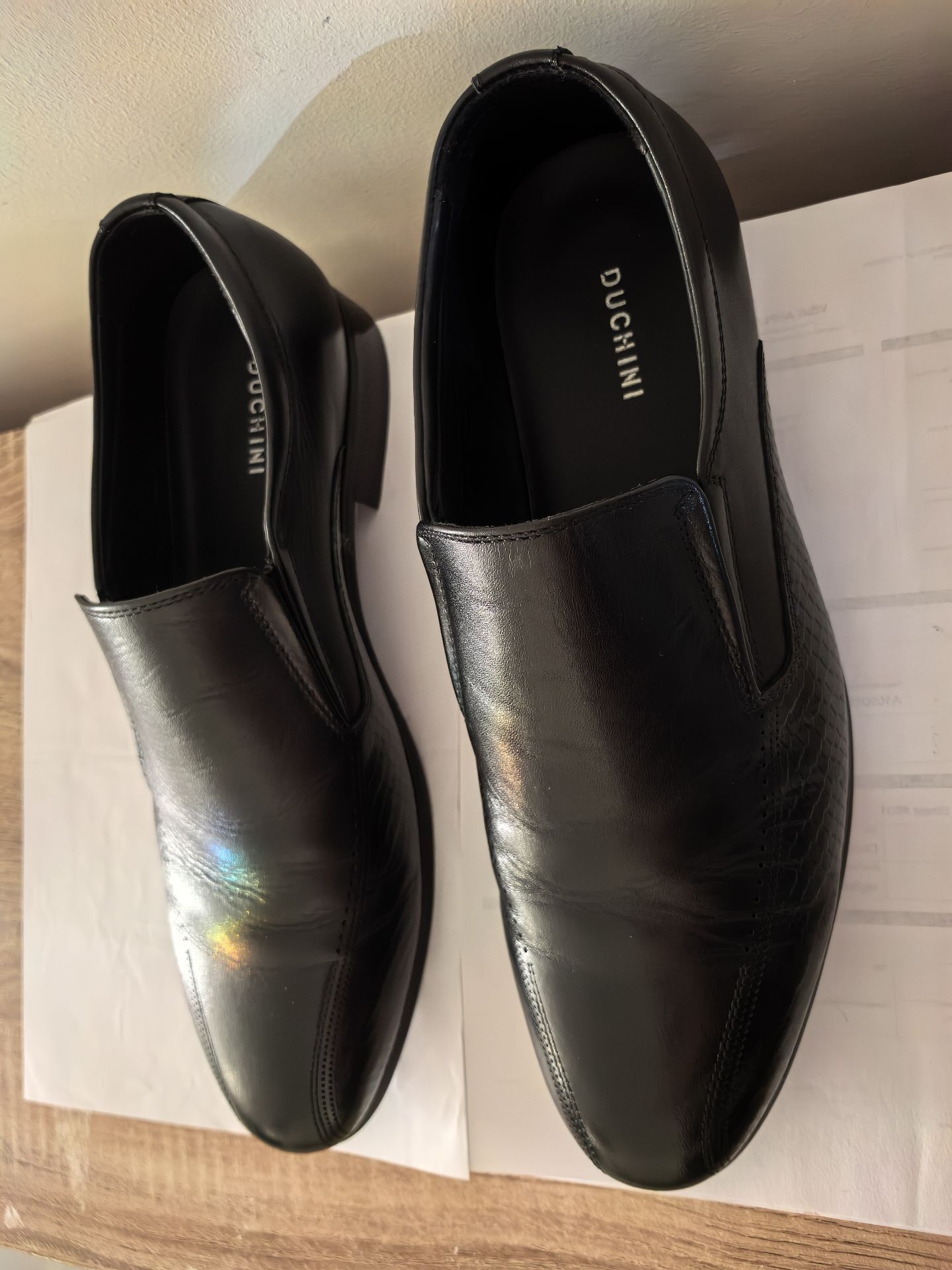 Brand Shoes - Semi New - Image 8
