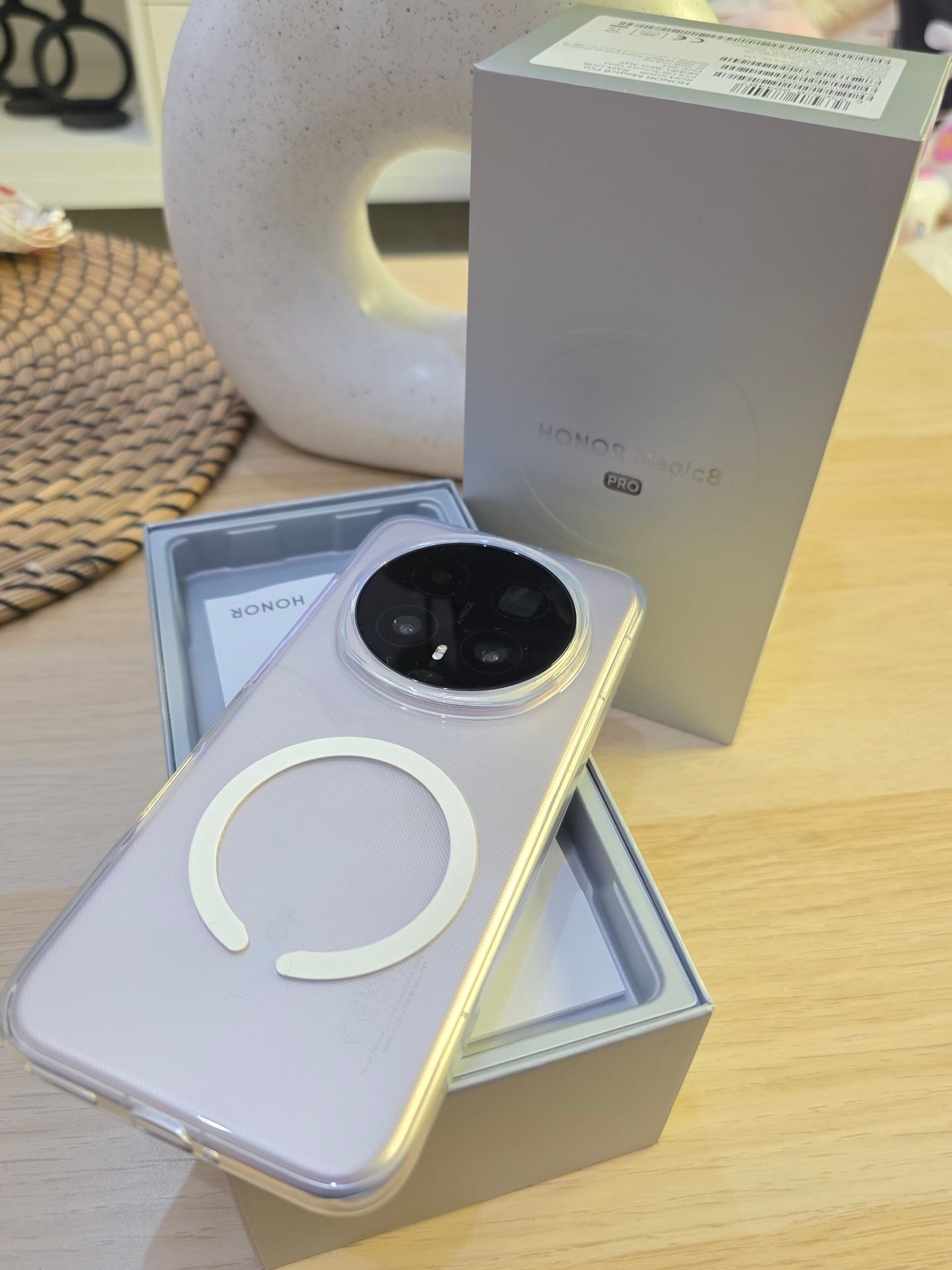 Honor Magic 8 Pro 512Gb Gold - Image 4
