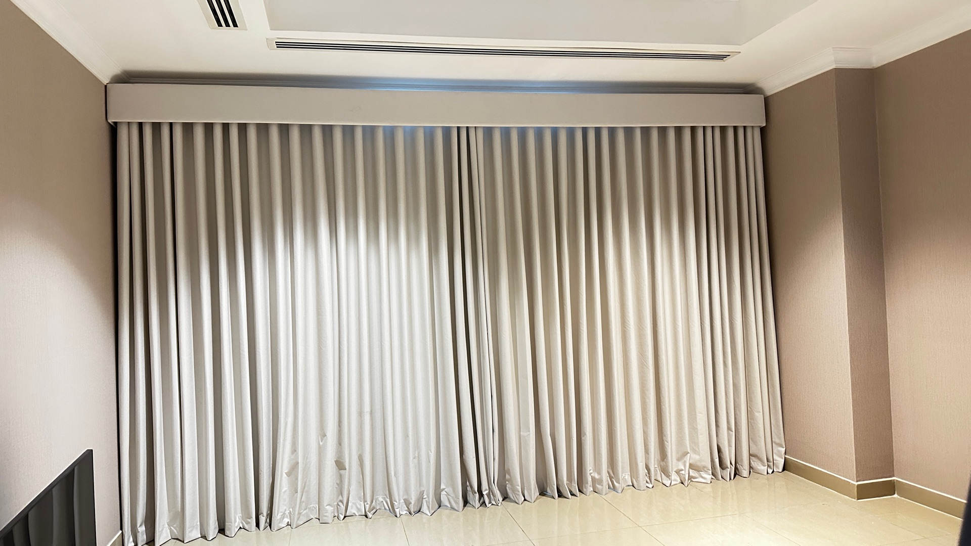 wave design curtain - Image 4