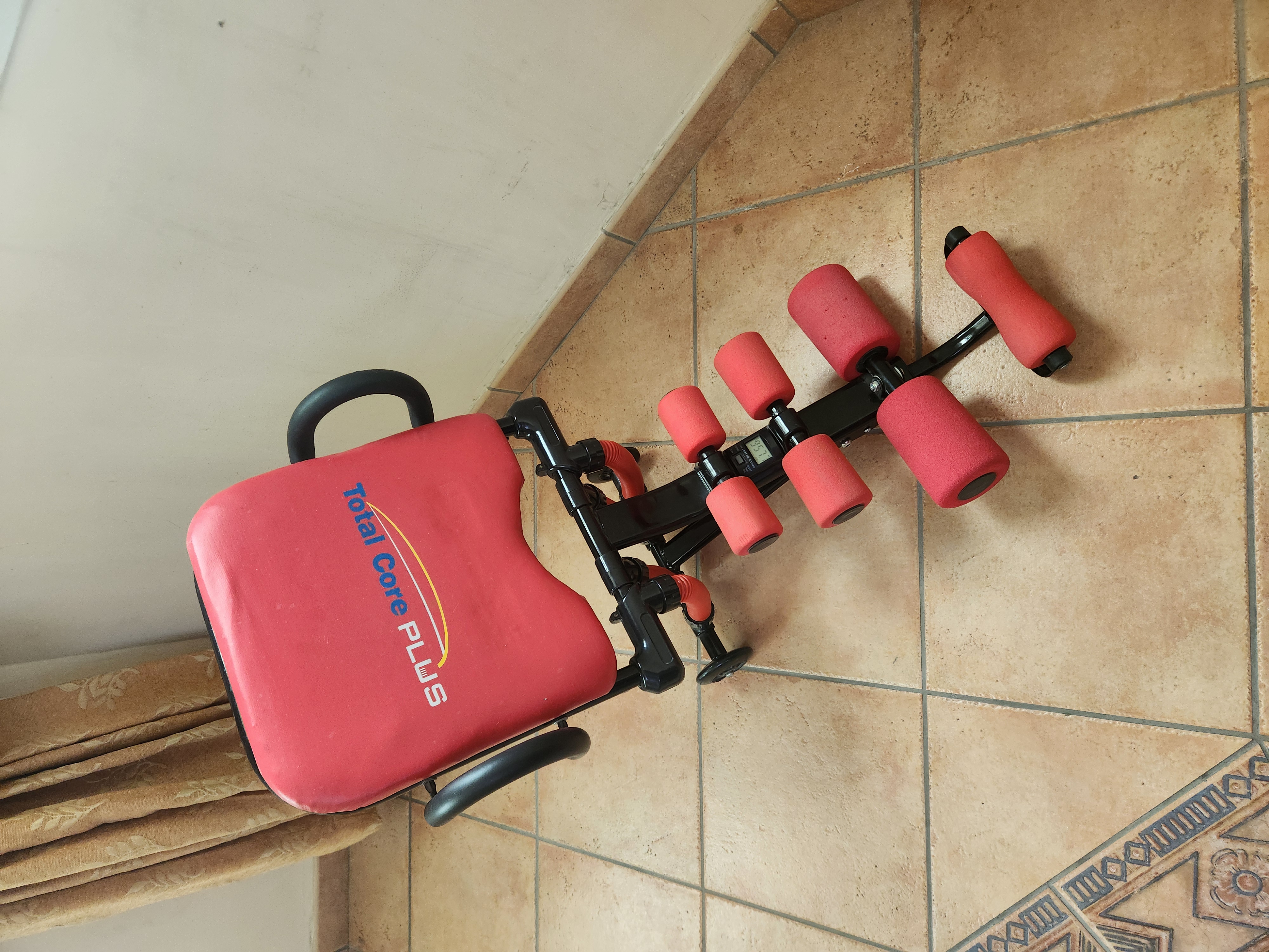 Total Core Abdominal Exerciser - Image 1