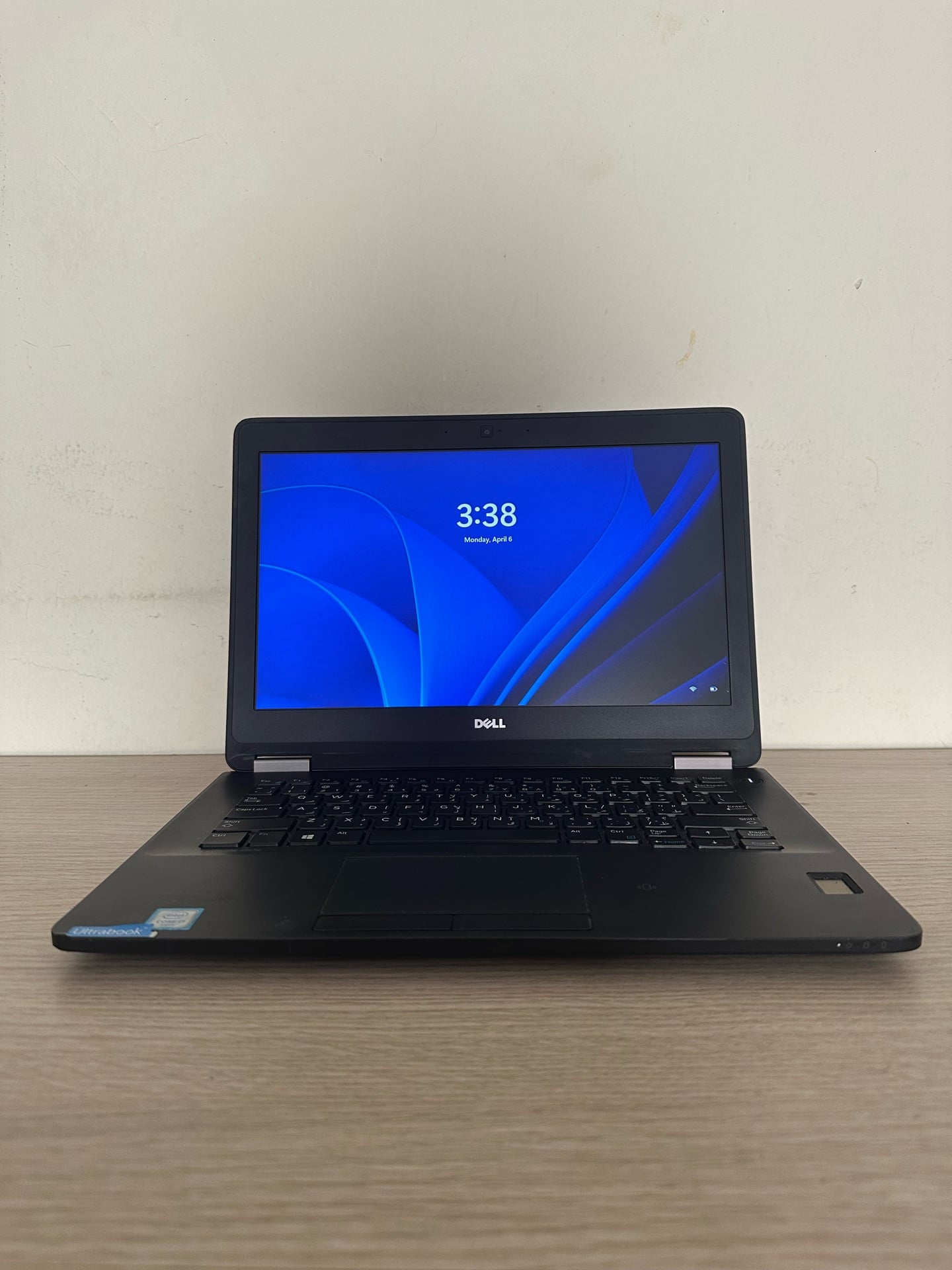 Hightech Laptop - Image 3