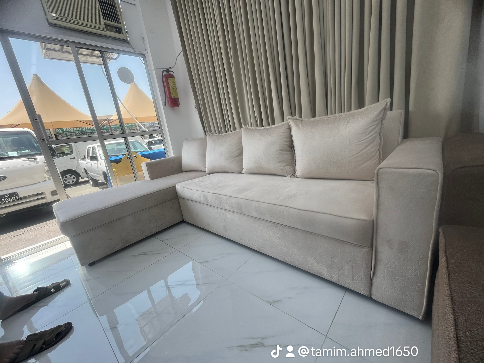 O ship sofa new - Image 1