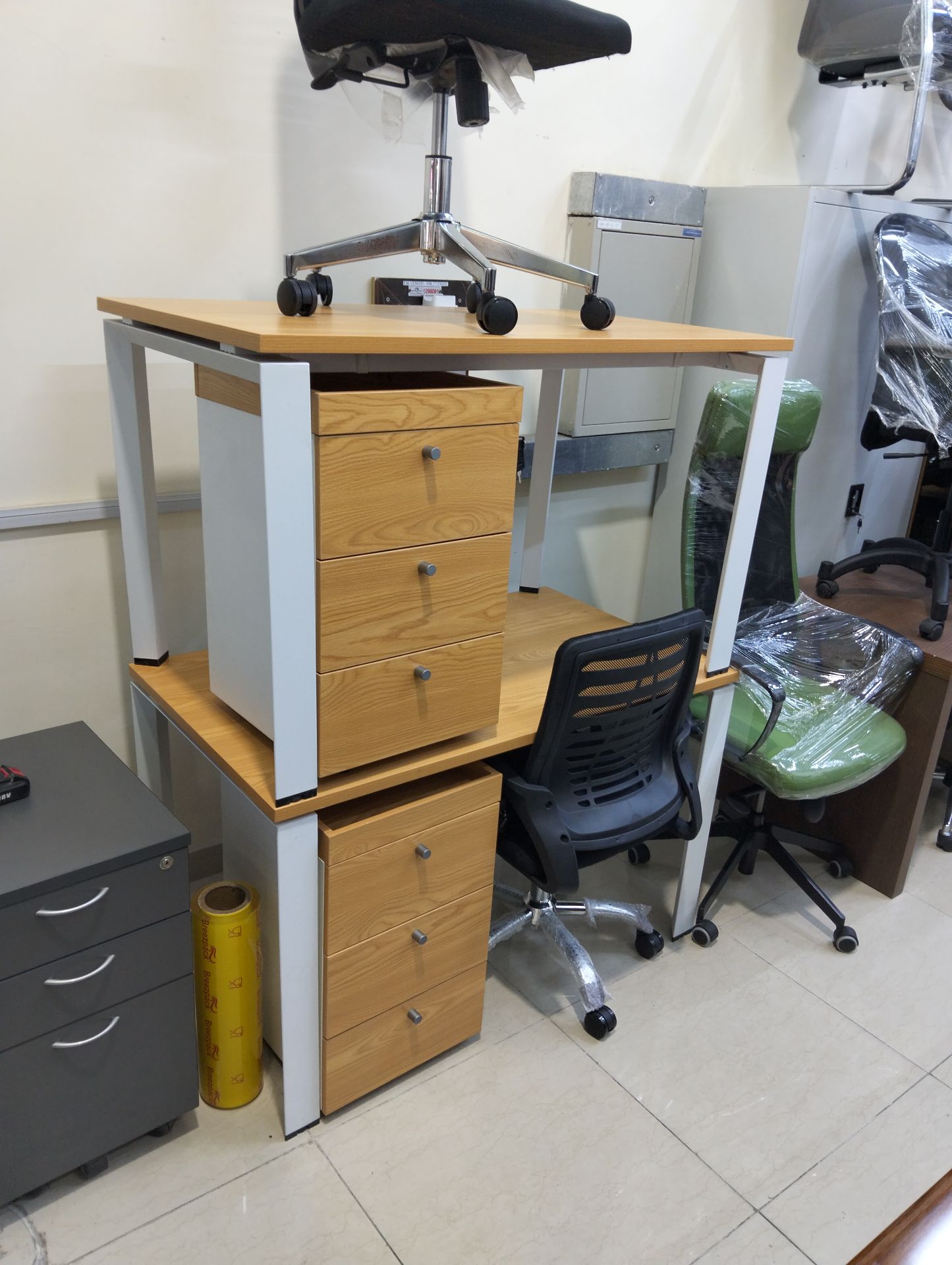 Office desk electric from UK sale - Image 7