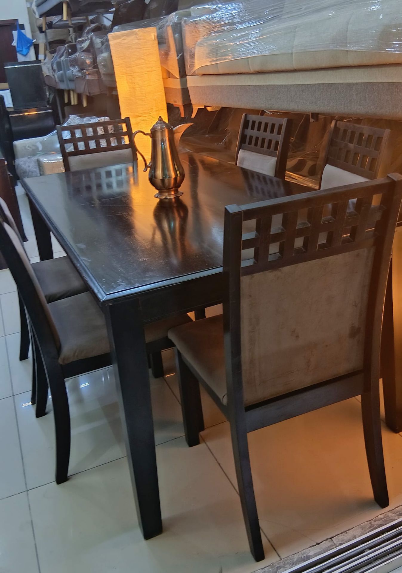 Dining with chair  - Image 7