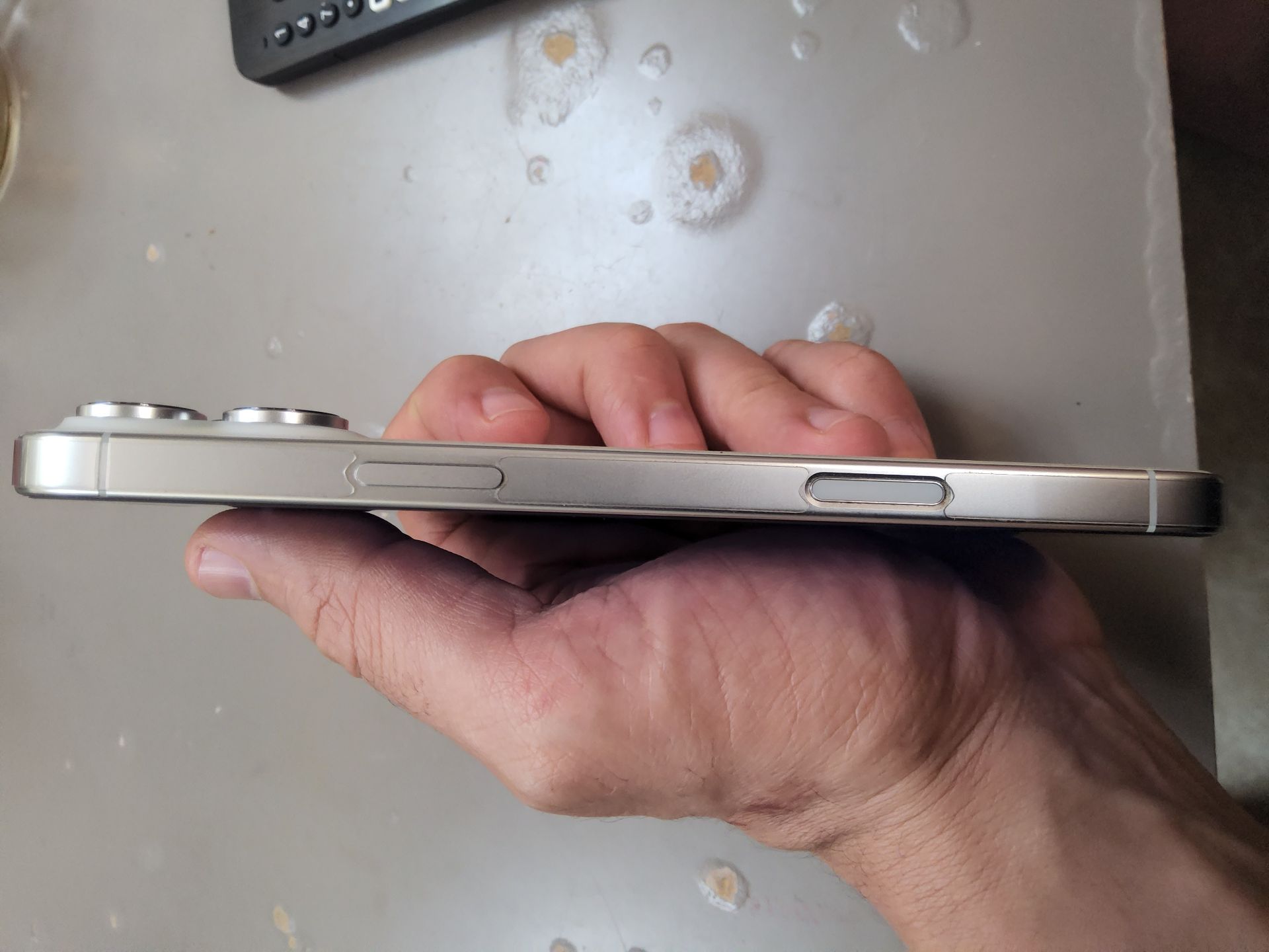 Iphone 16 pro max  - Image 3