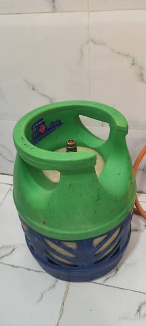 Small Cylinder  - Image 4