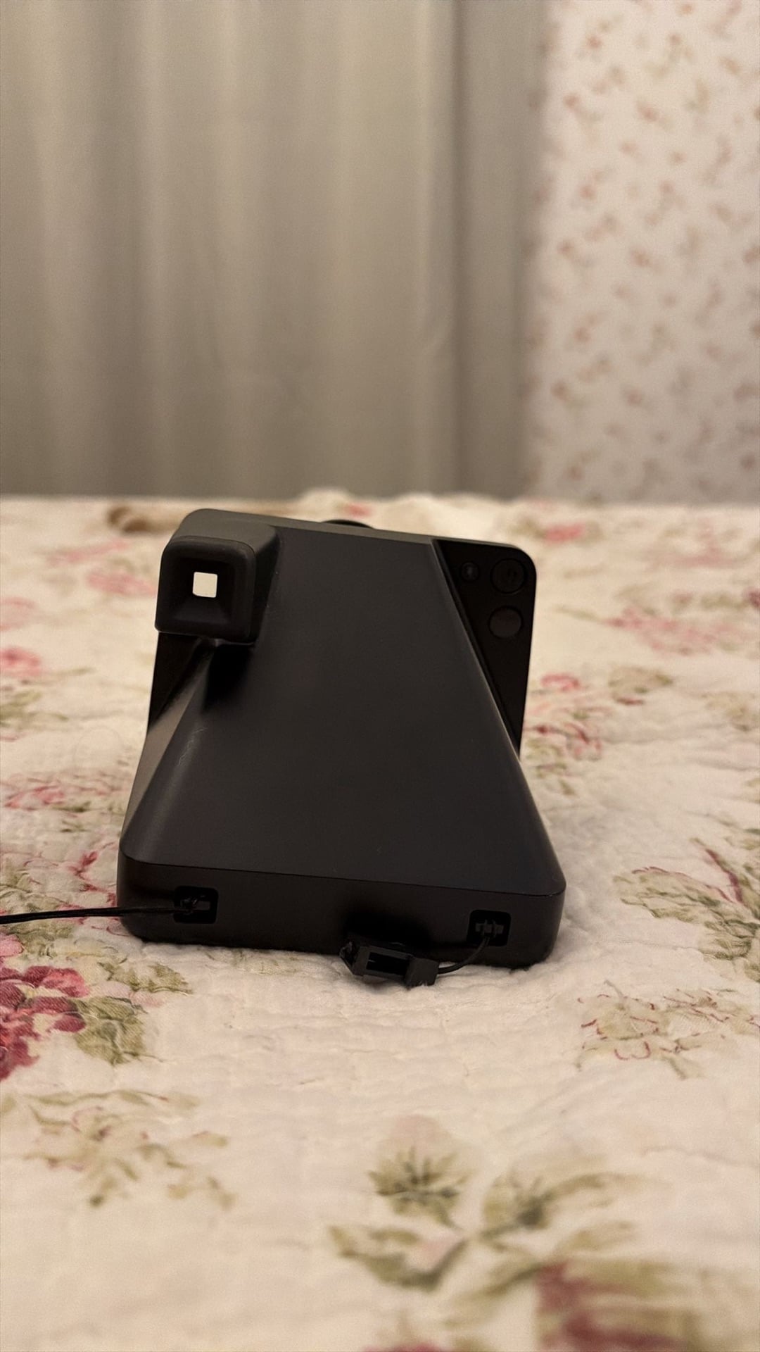 Polaroid camera  - Image 4
