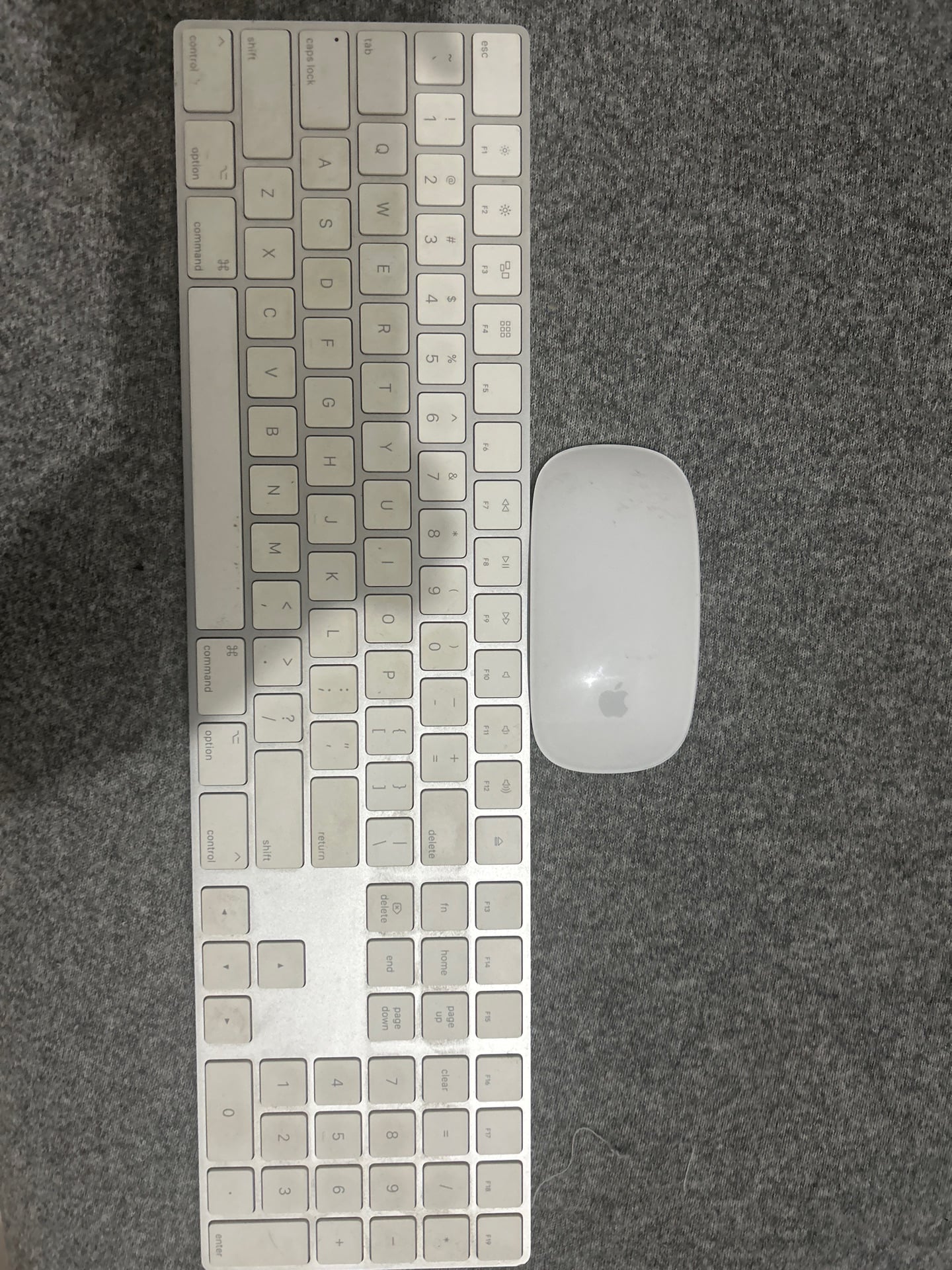 Magic Mouse and Keyboard - Image 2