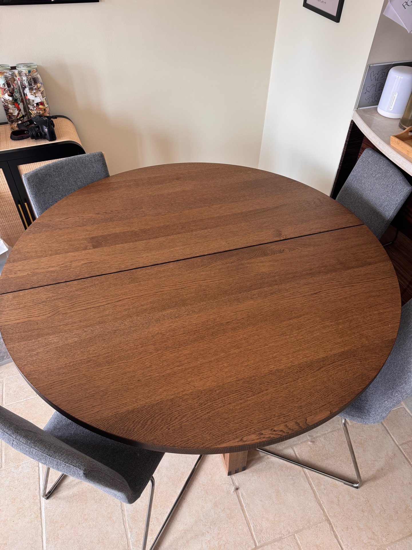 Table with 4 chairs - Image 3