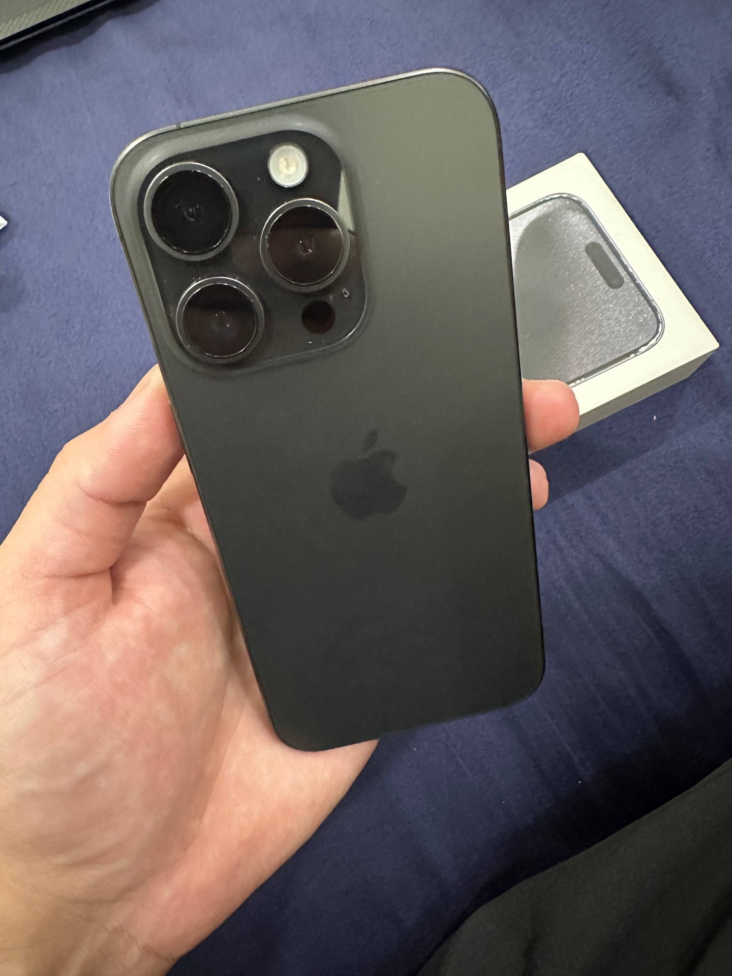 iPhone 15 Pro - Image 4