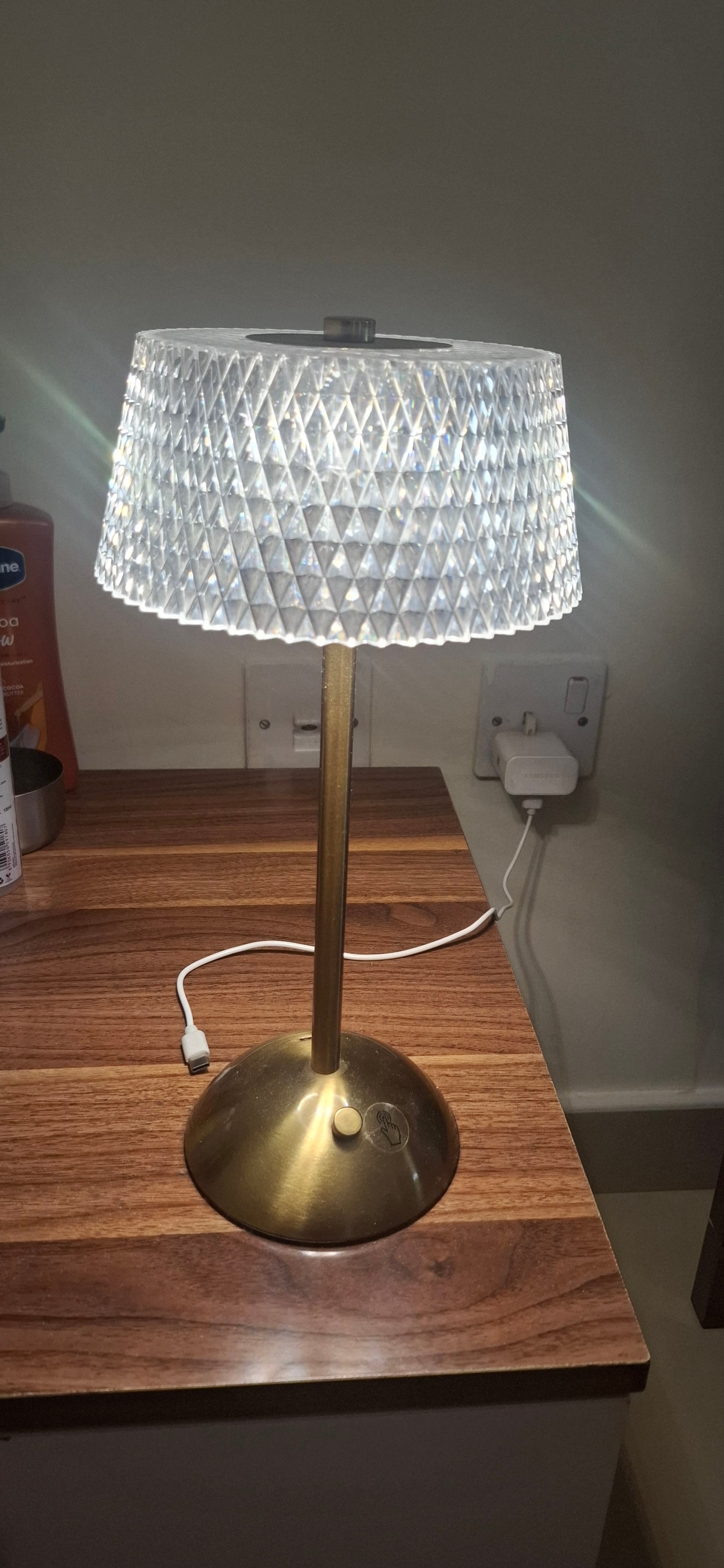 Wireless Table Bed Lamps  - Image 2