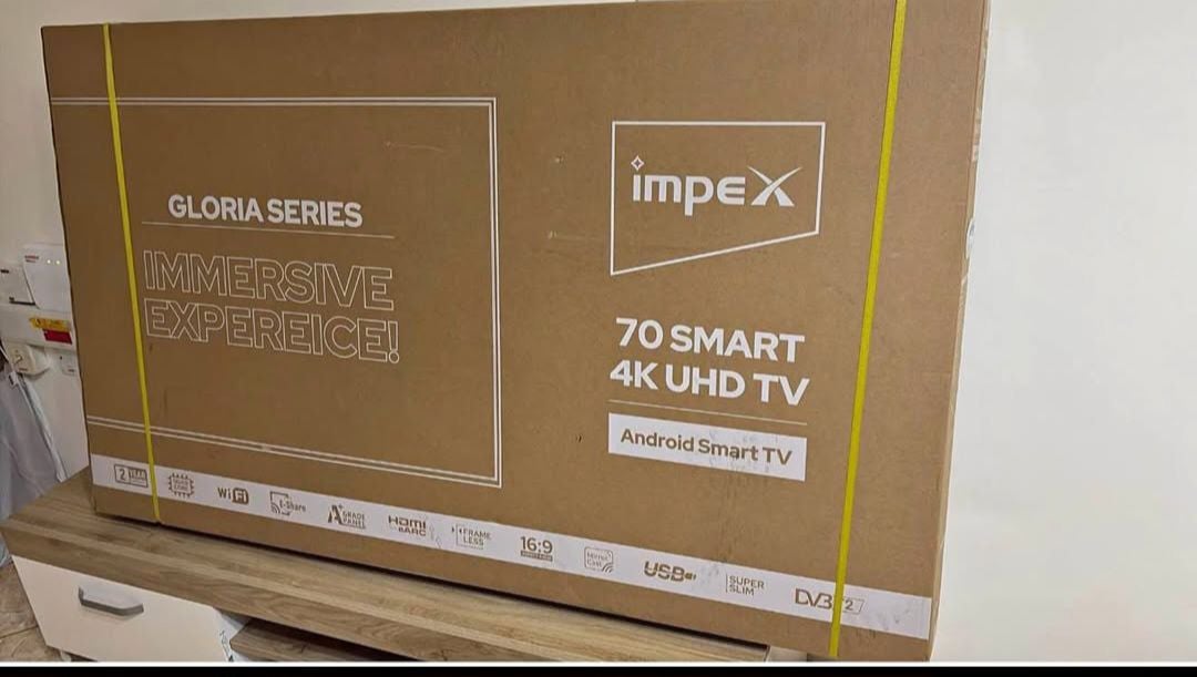 Smart tv 4k 70 intch big screen screen - Image 1