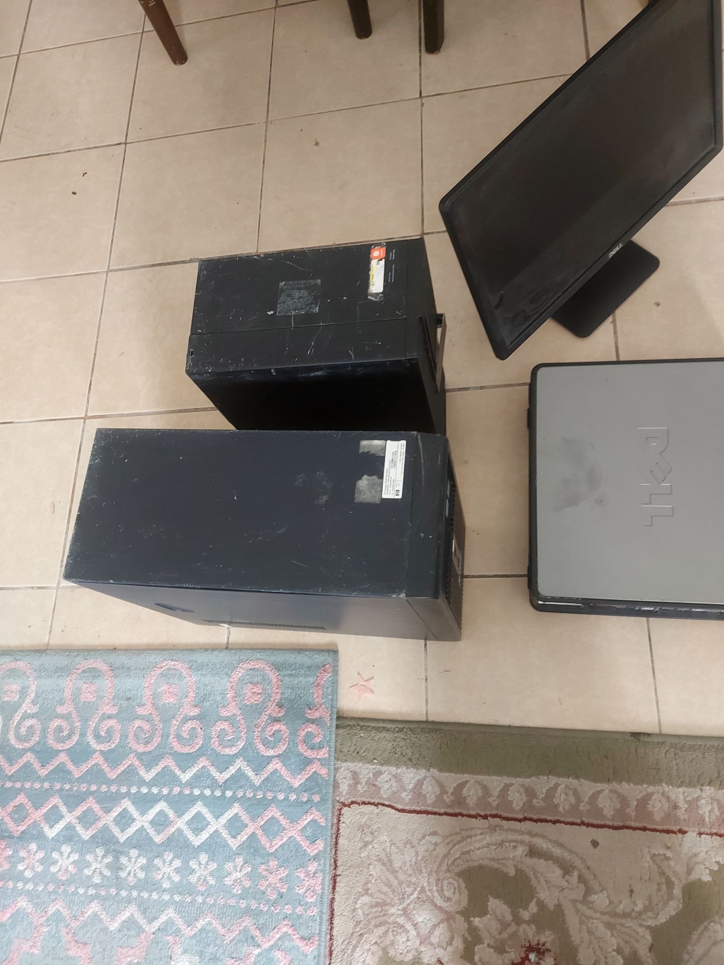 Computer (needs repair)   - Image 4