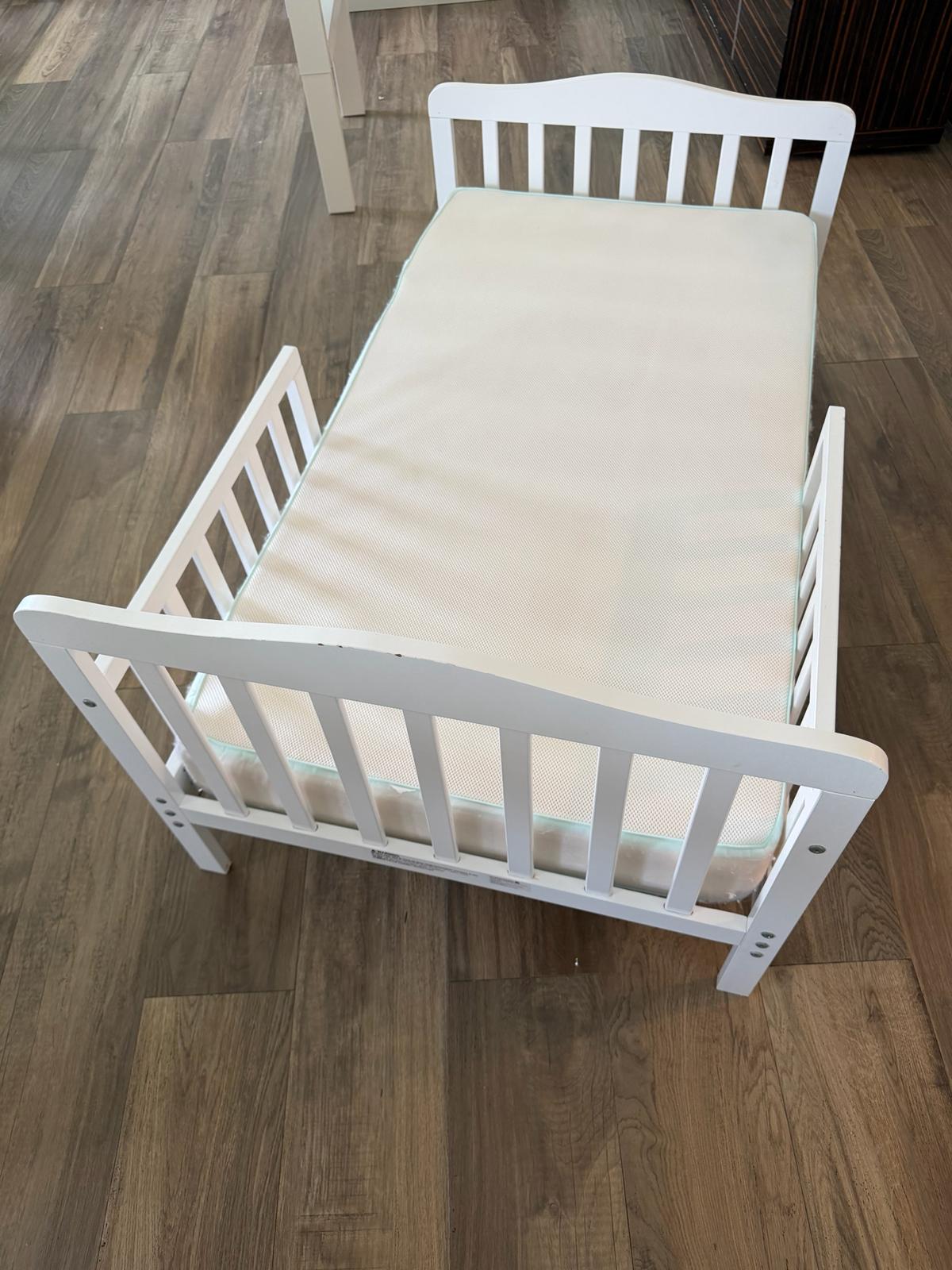 Kid bed and mattress Home Center - Image 2