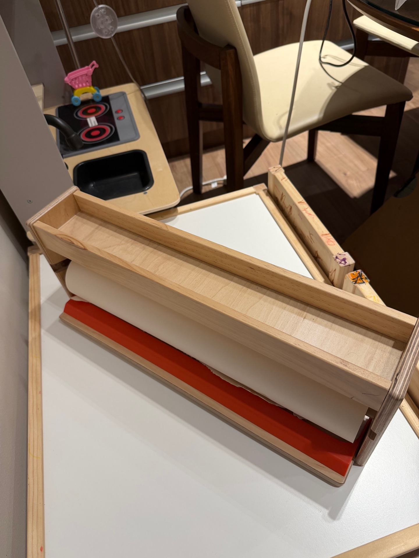 IKEA Latt Children Table and 2 Chairs + IKEA Mala Paper holder - Image 6