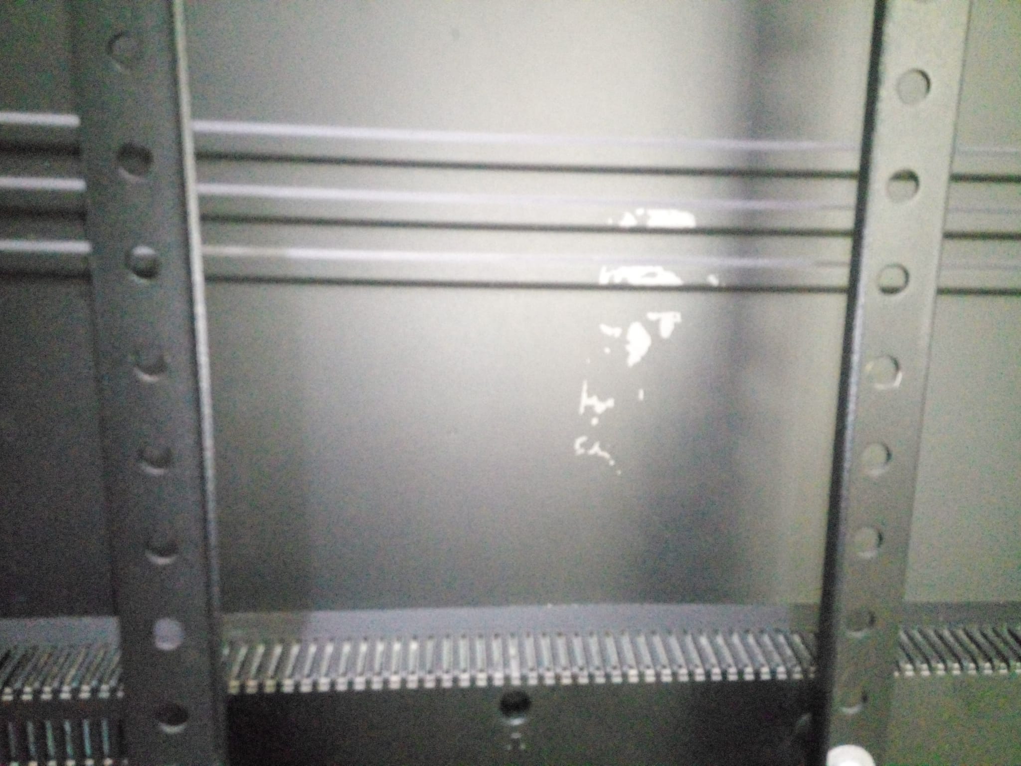 The TCL 49" TV  - Image 7