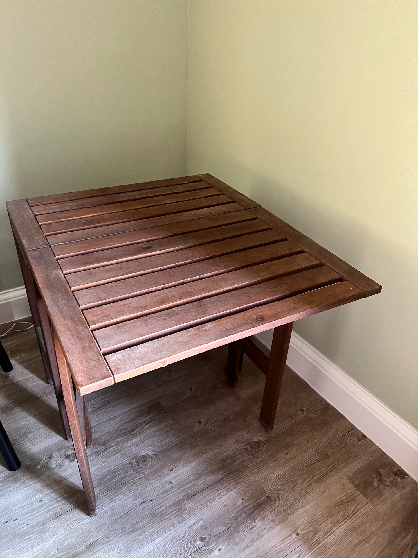 A convertable table with chairs for sale.  - Image 2