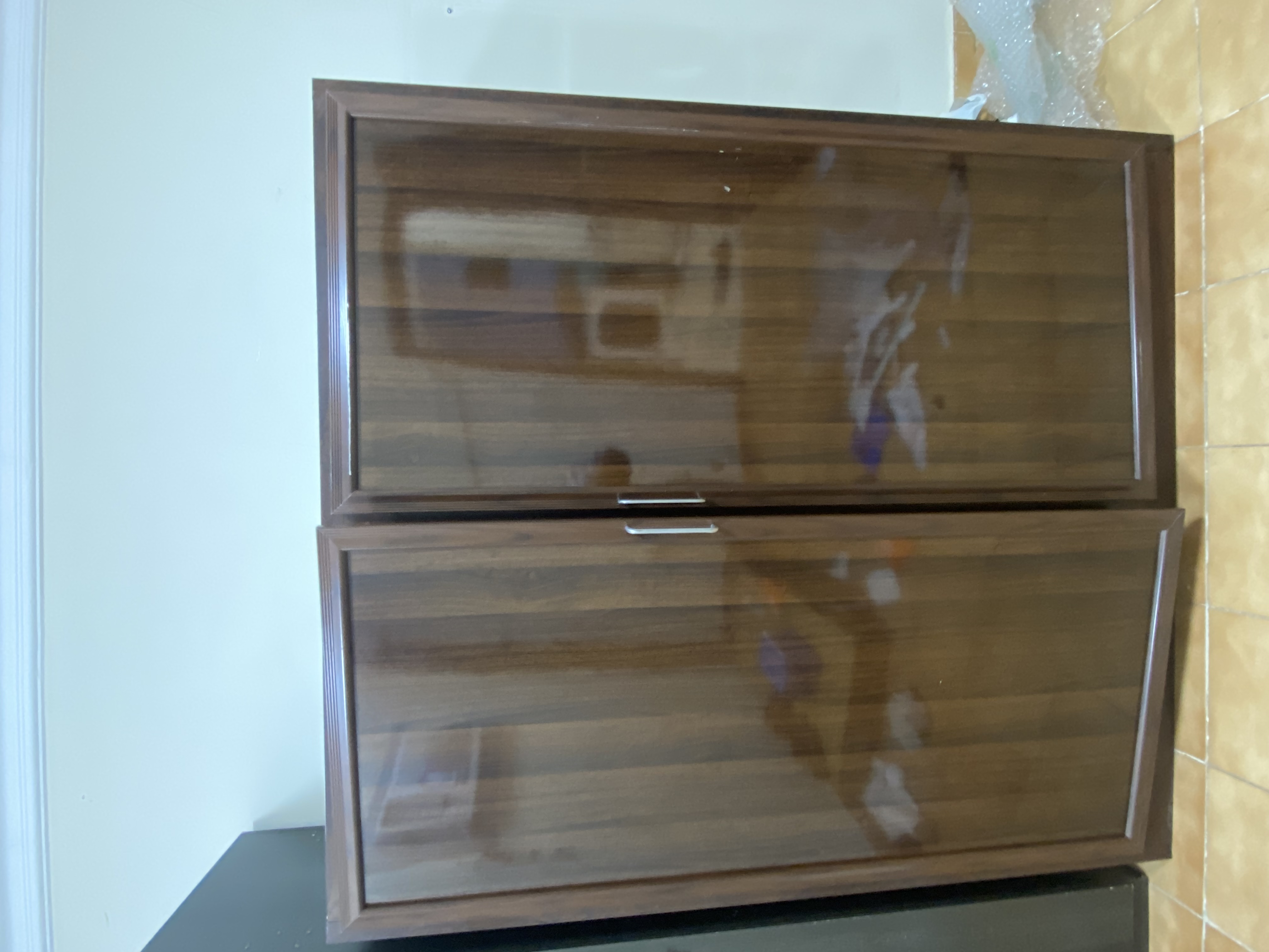 Storing cupboard like new - Image 2