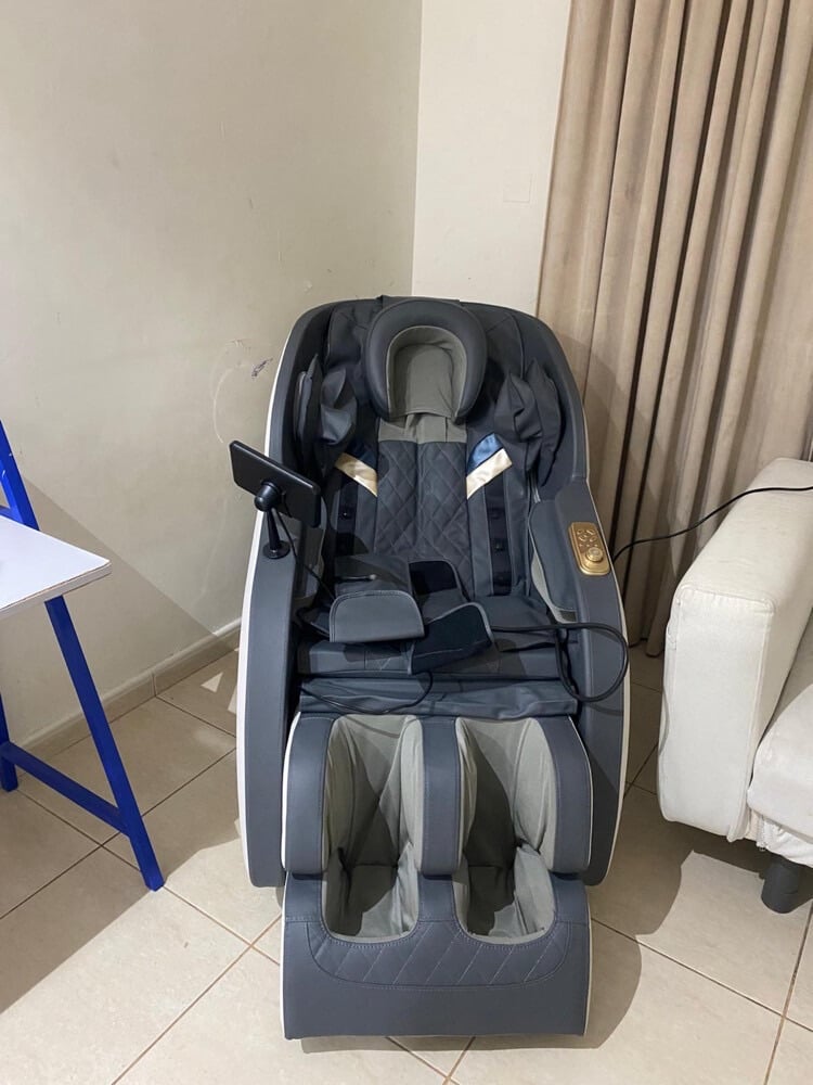 Massage chair  - Image 2