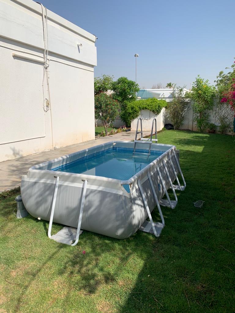 Swimming Pool by Intex - Image 4