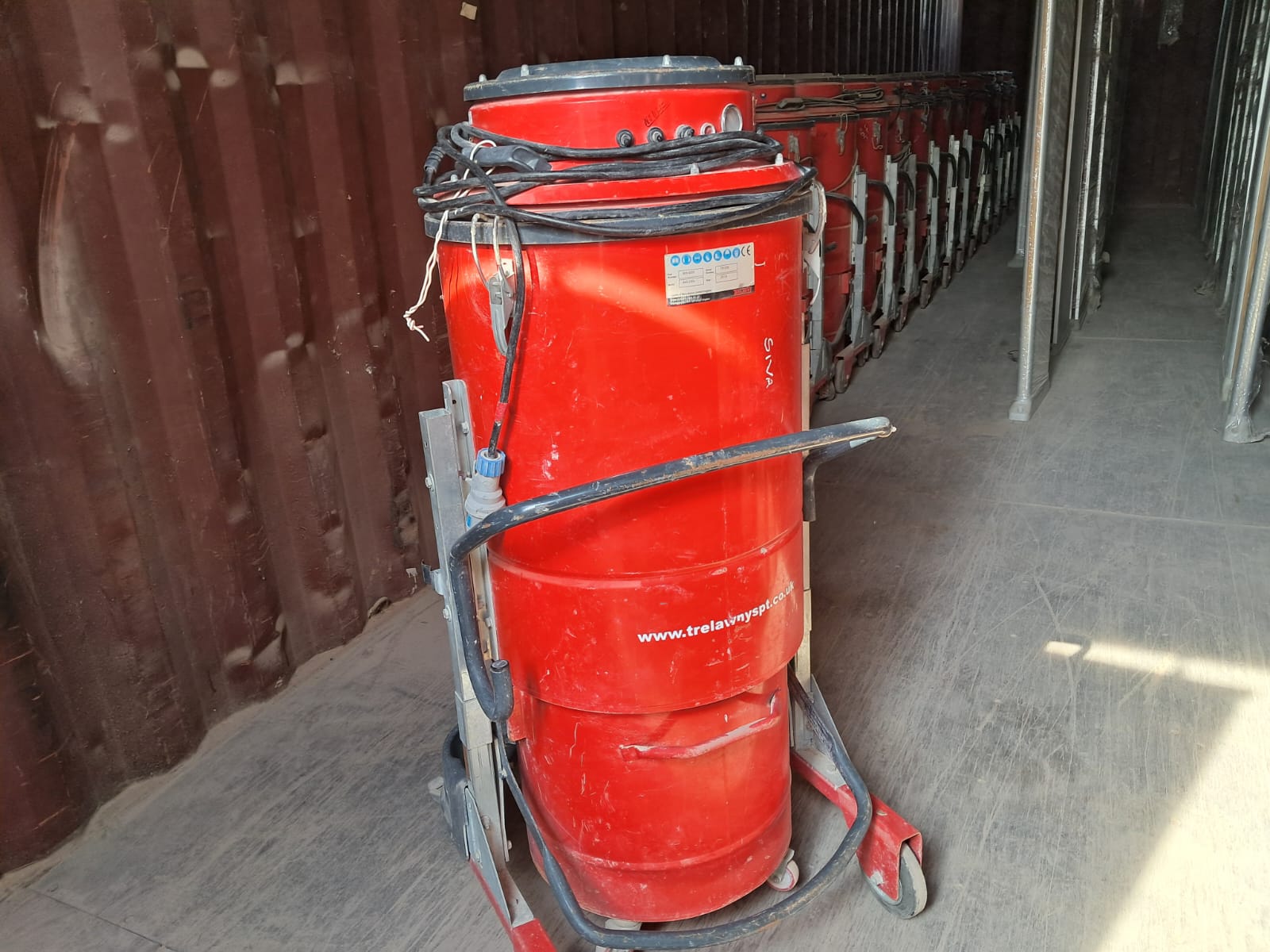 Vacuum Cleaner For Sale - Image 2
