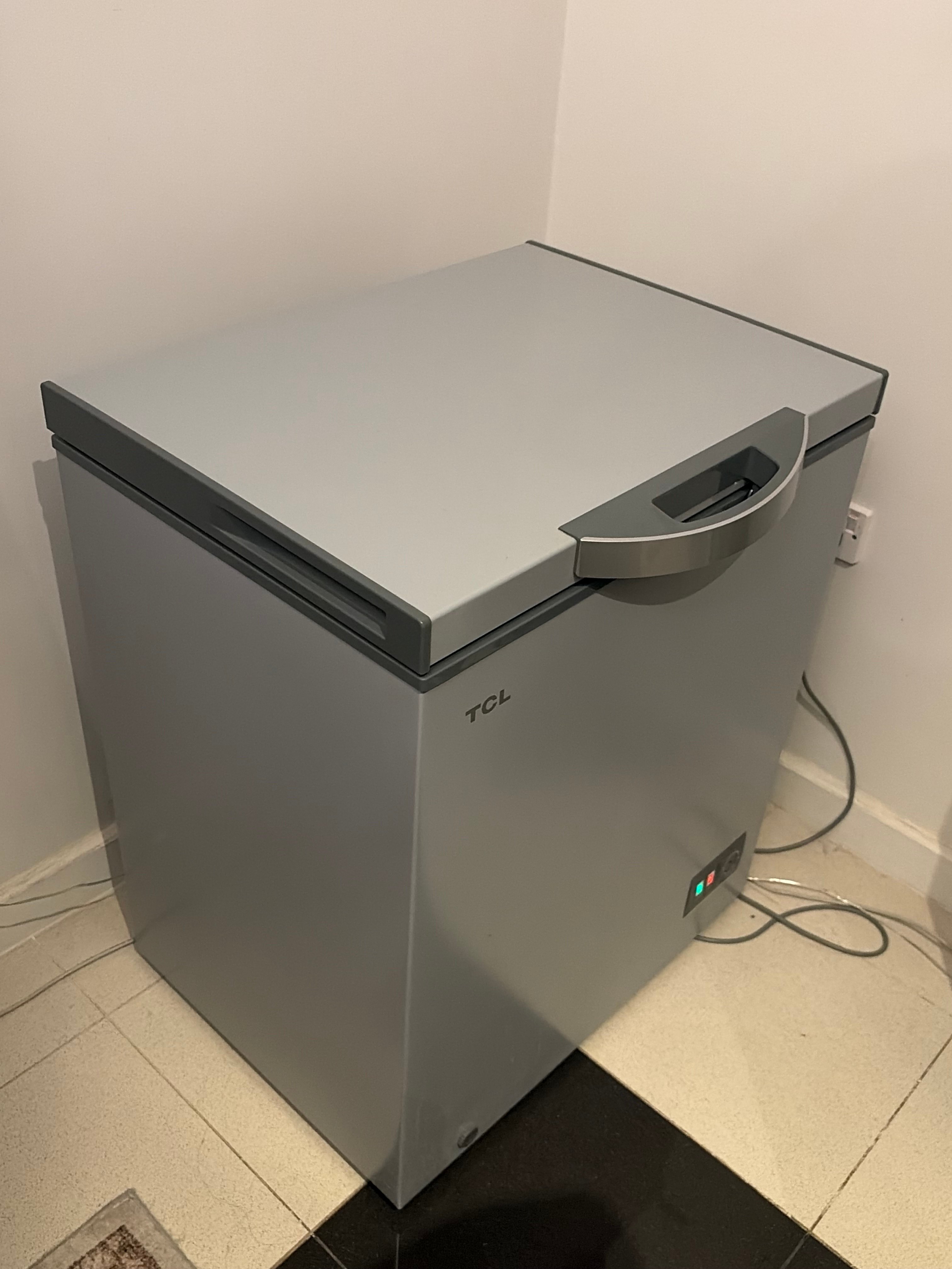 فريزر صندوق TCL 145 لتر مستعمل فقط 3 أشهر - Image 2