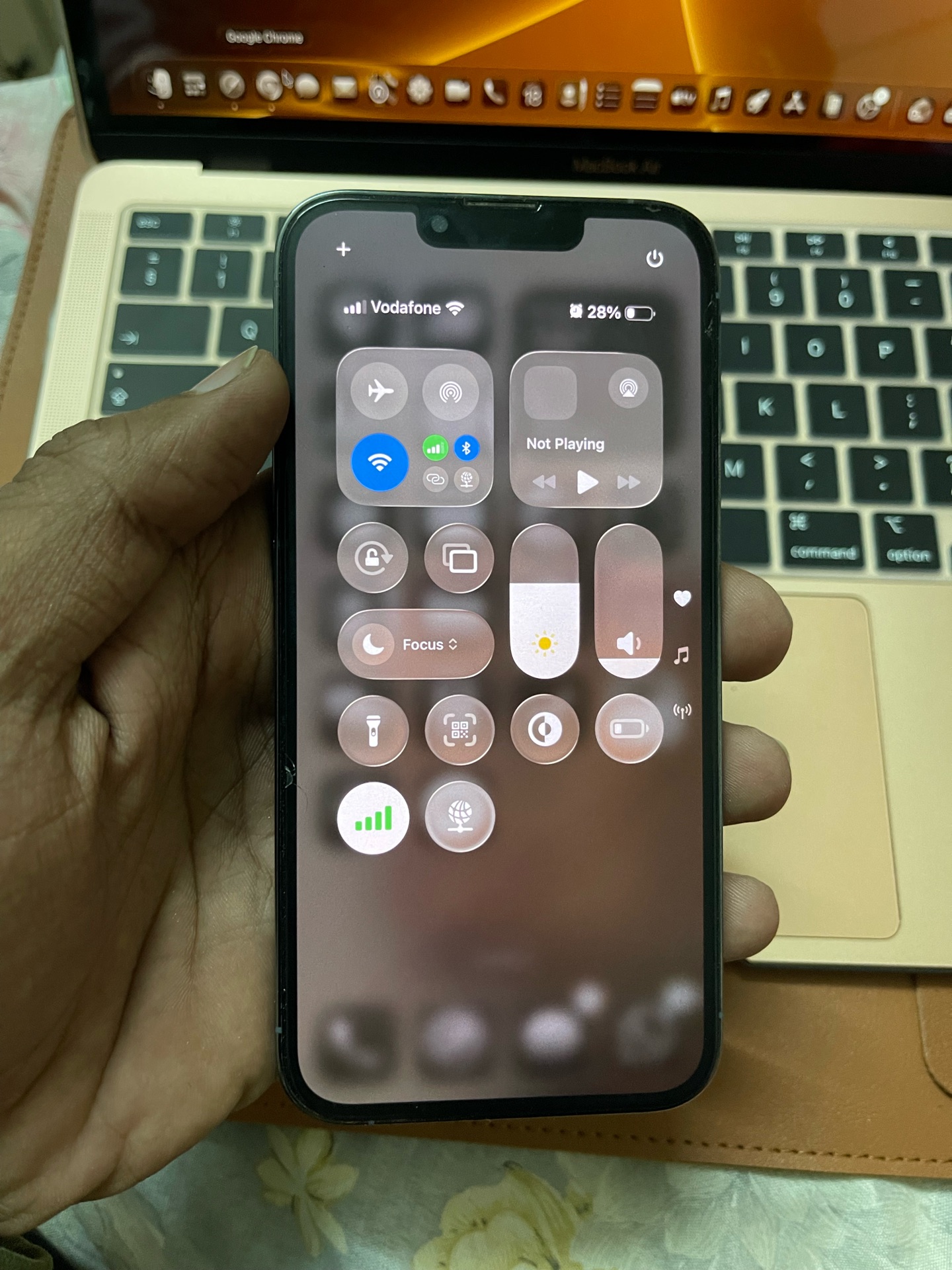 iPhone 13 pro 256gb - Image 2