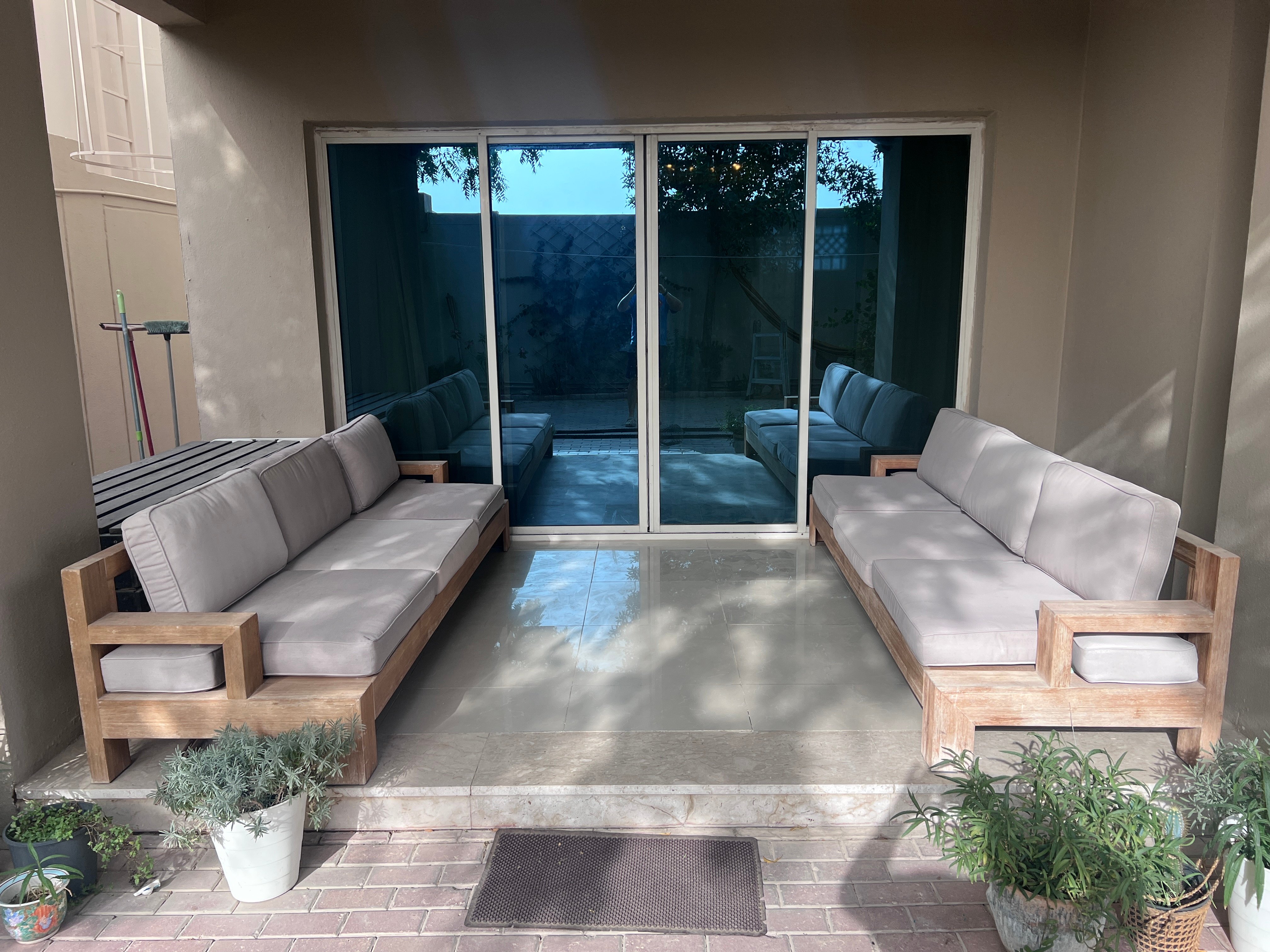 Pair of 3 seater outdoor chairs - Image 1