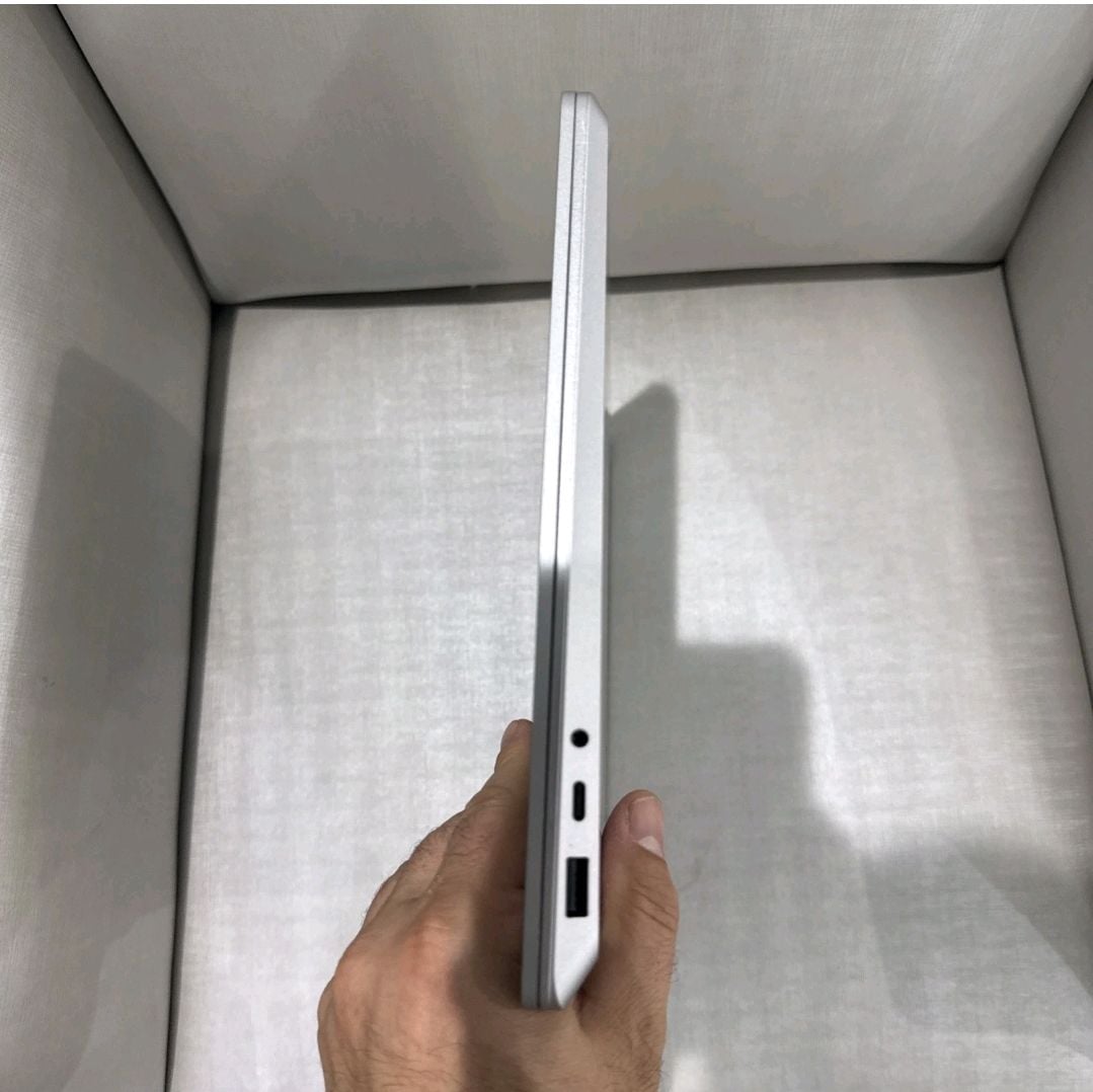 Microsoft surface laptop 6 - Image 6