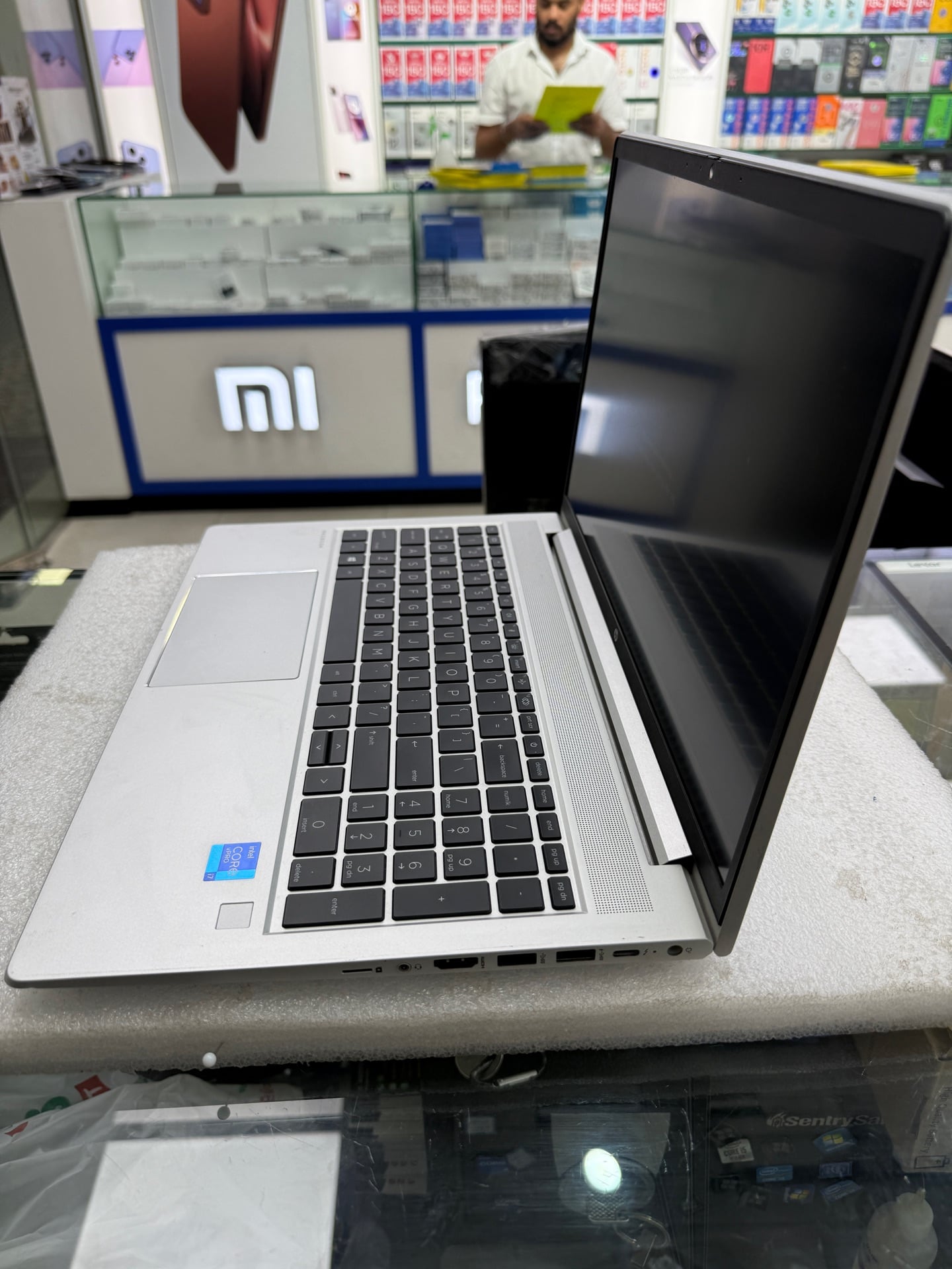 HP ProBook 650 G8 i7-11th Gen - Image 5
