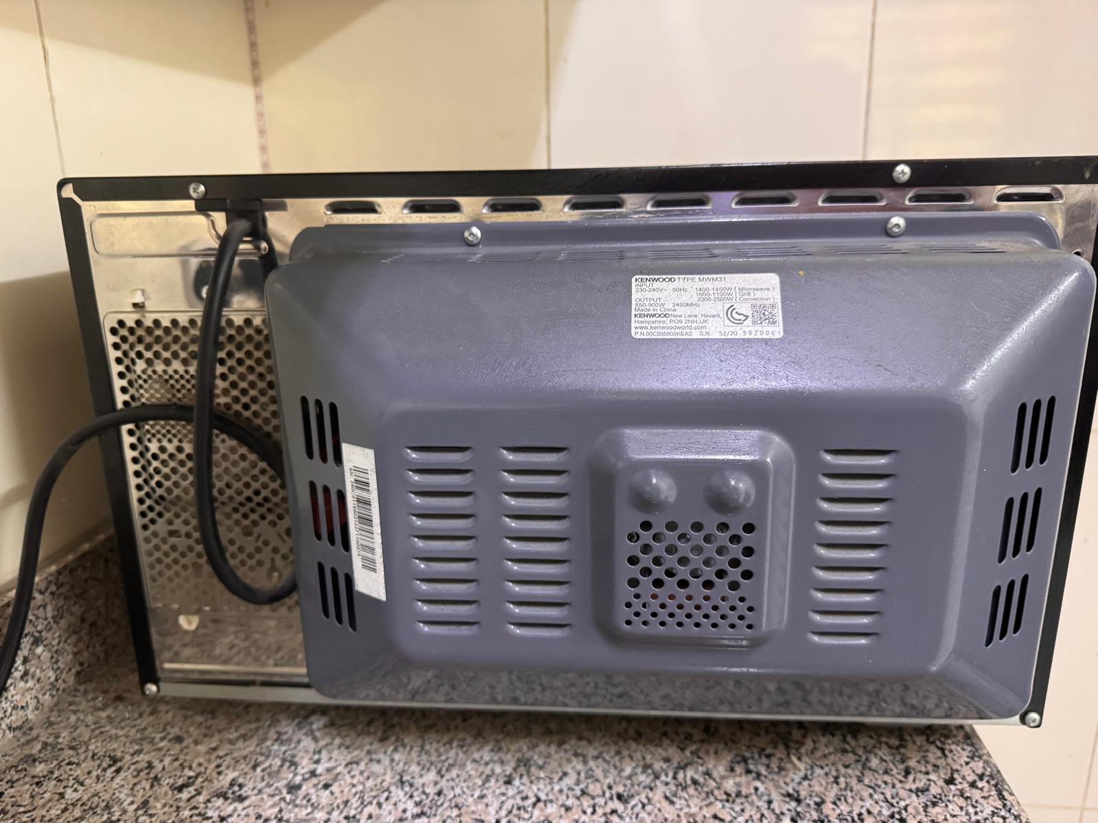 Kenwood 30L Convection Microwave Oven with Grill - Image 4
