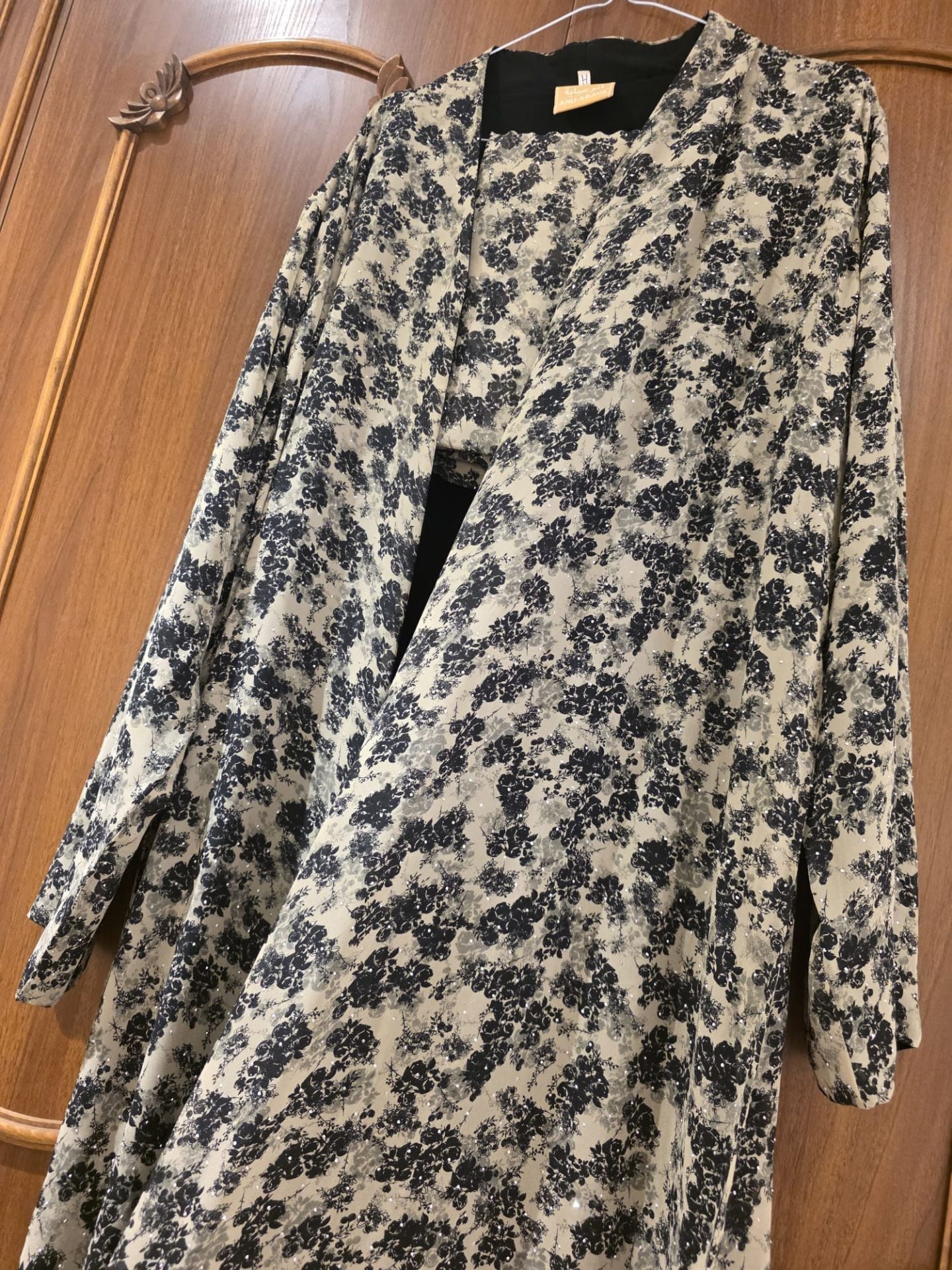 Brand new abayas for sale. Size 58 - Image 9