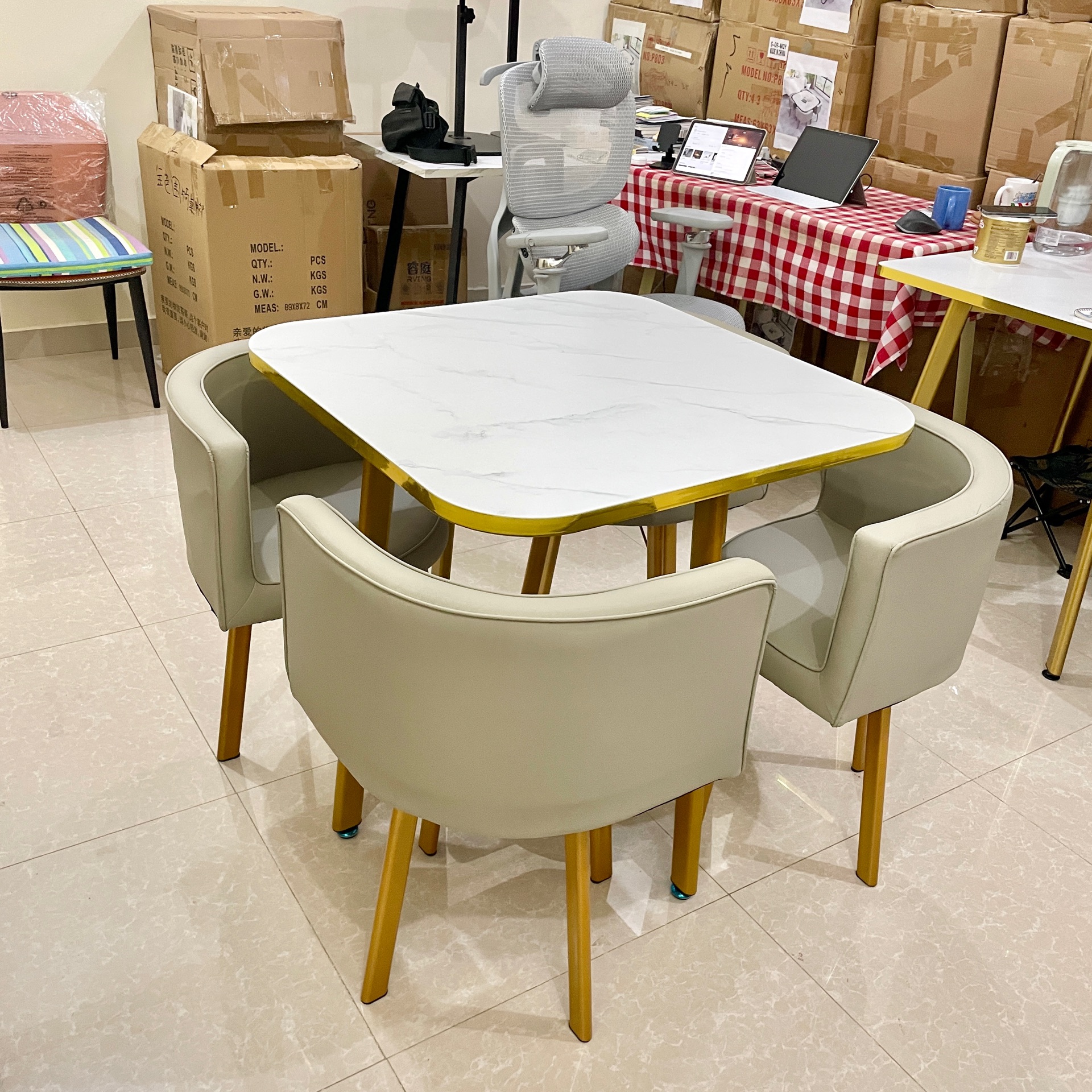 Dining table with dining chair - Image 8