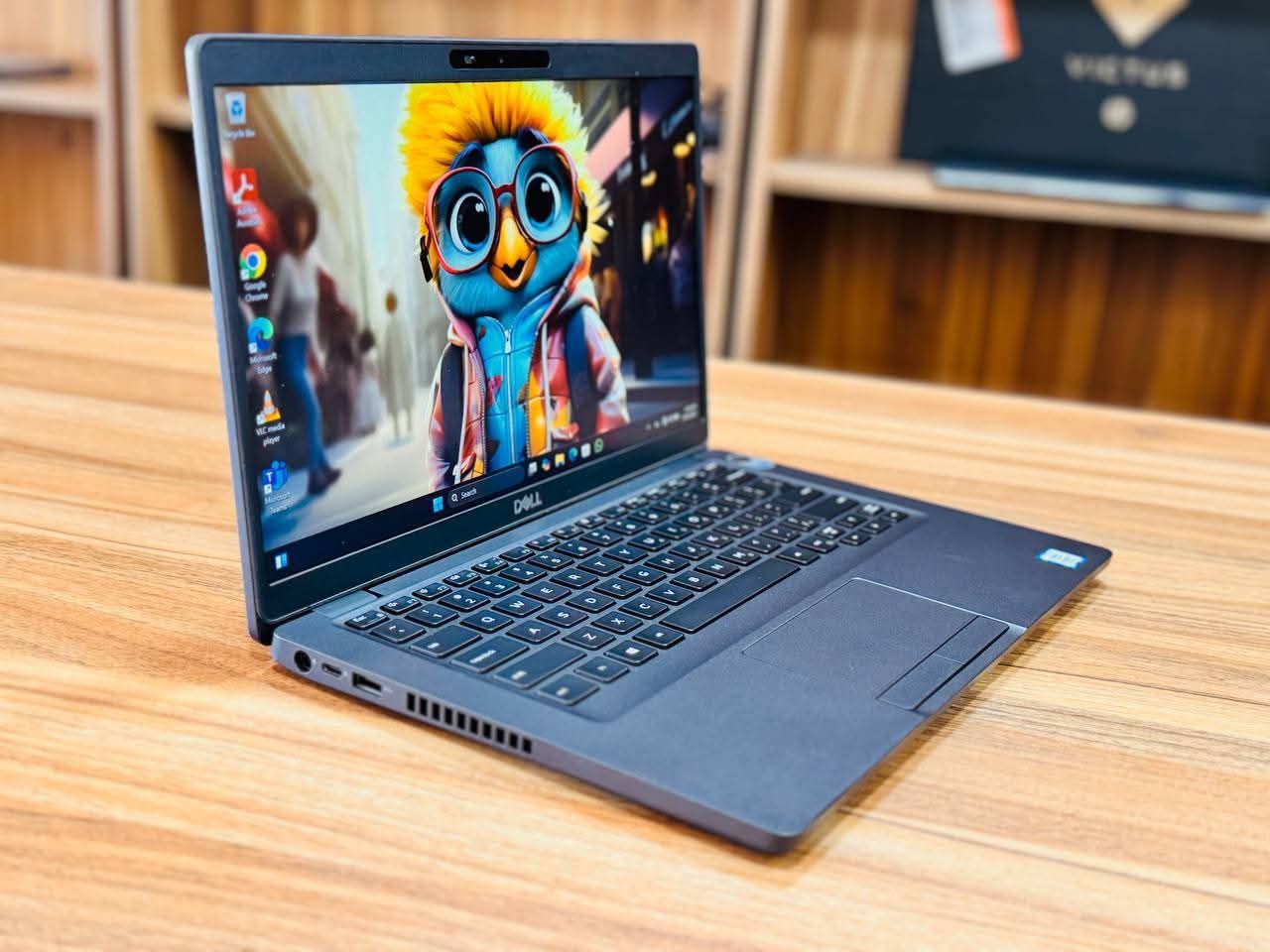 DELL Core i7
Latitude 8th Gen
8GB Ram 256GB SSD - Image 5