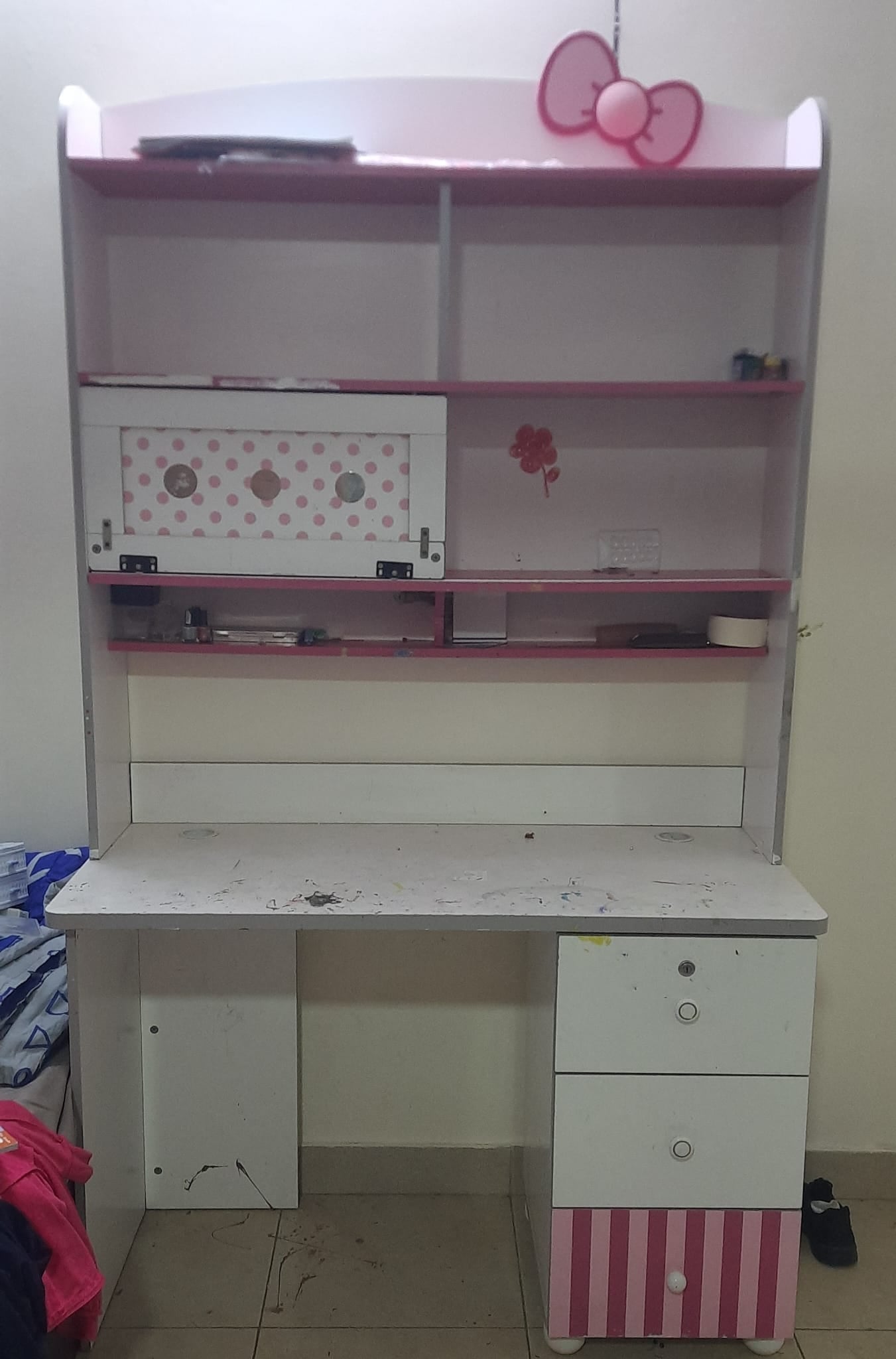 Kids Study table  - Image 3