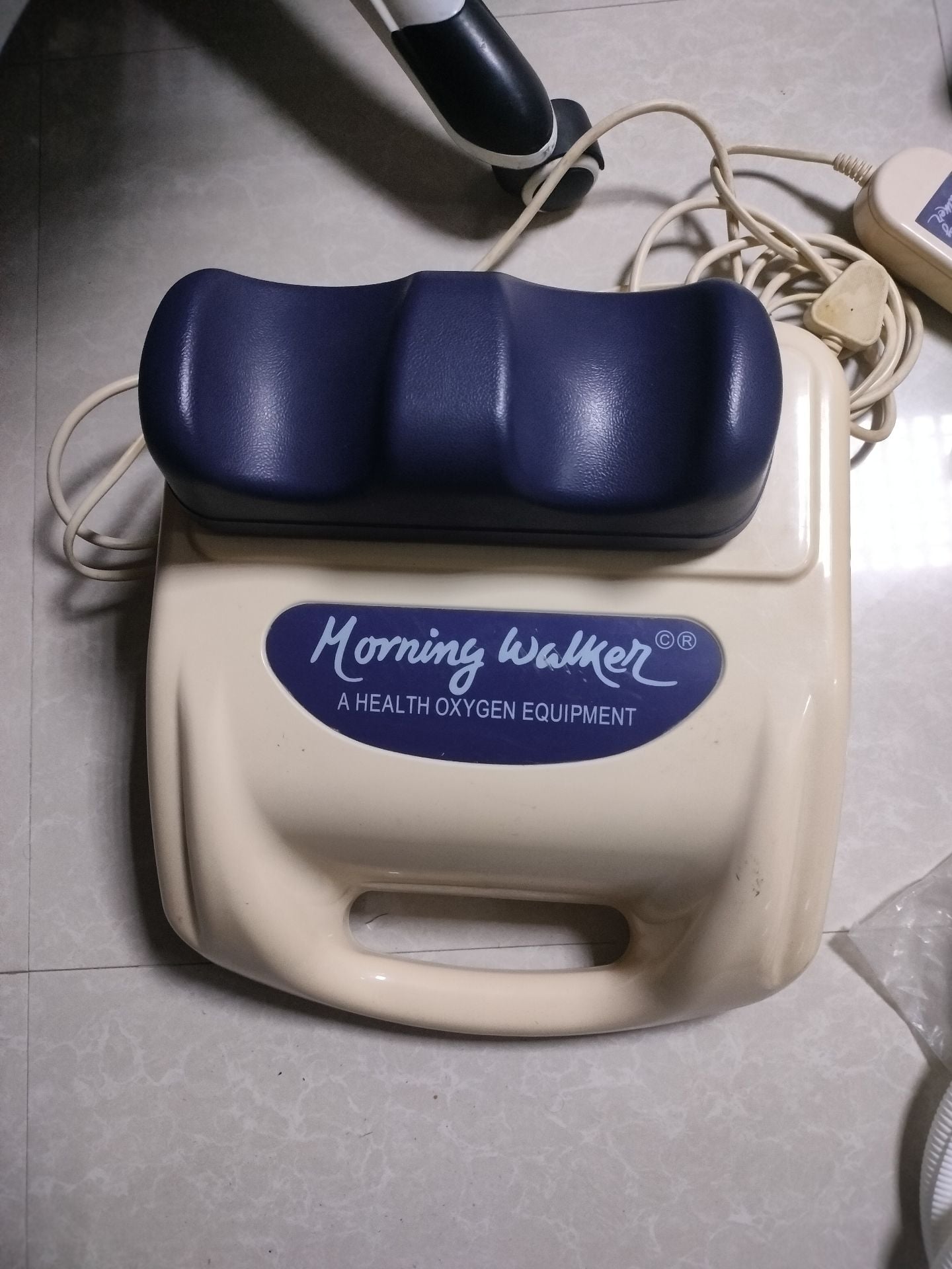 Morning walker  - Image 5