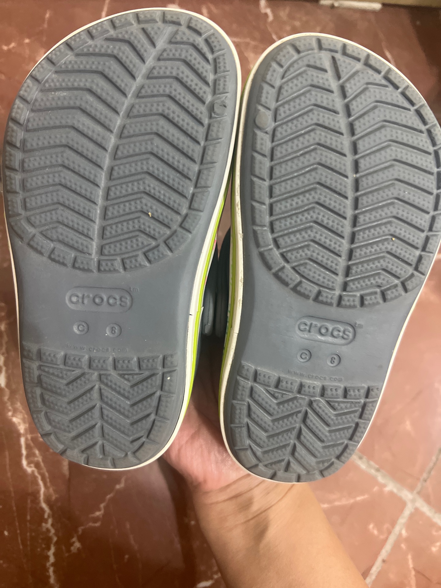 Brand new kid crocs shoes for 2-4 years old - Image 4
