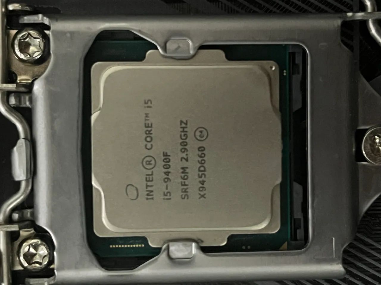 Intel Core i5-9400F Processor – With Original Cooler, Slightly Used - Image 3