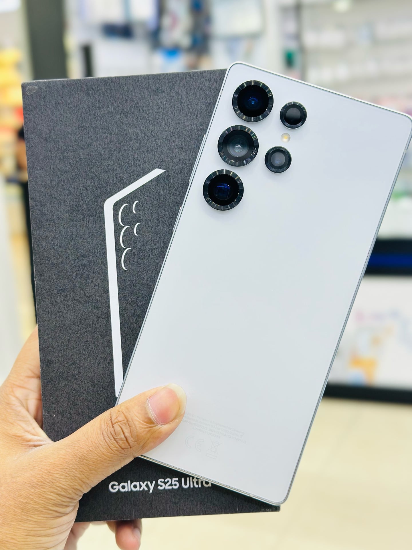 Samsung Galaxy S25 Ultra  - Image 2