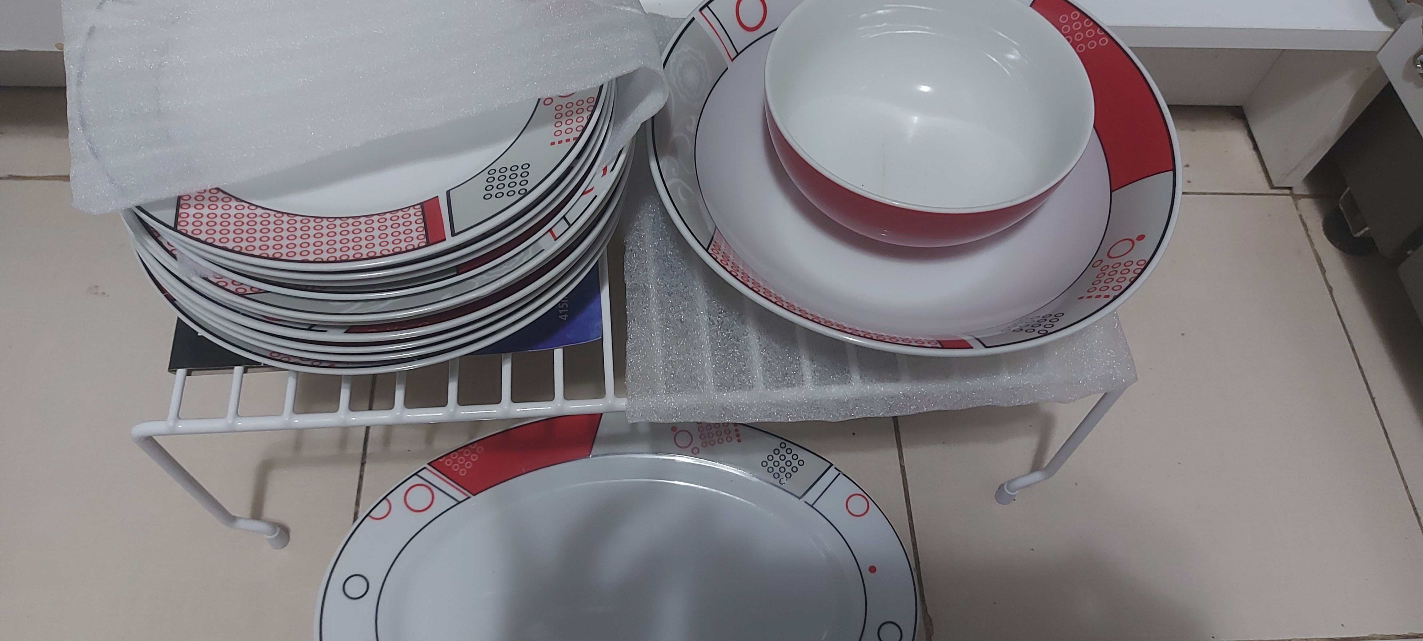 Swing chair and home crockery  - Image 9