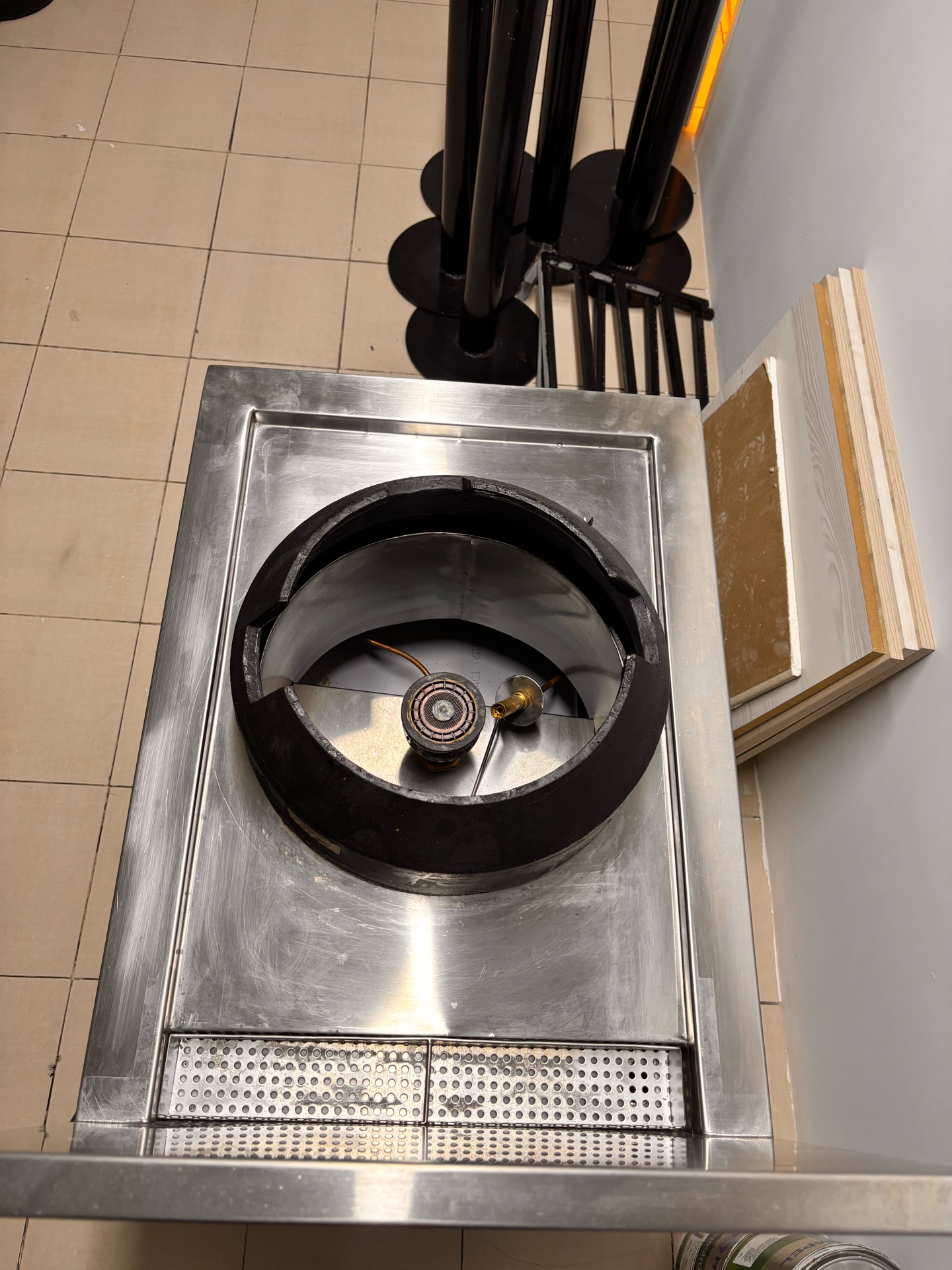 China Burner - Image 1
